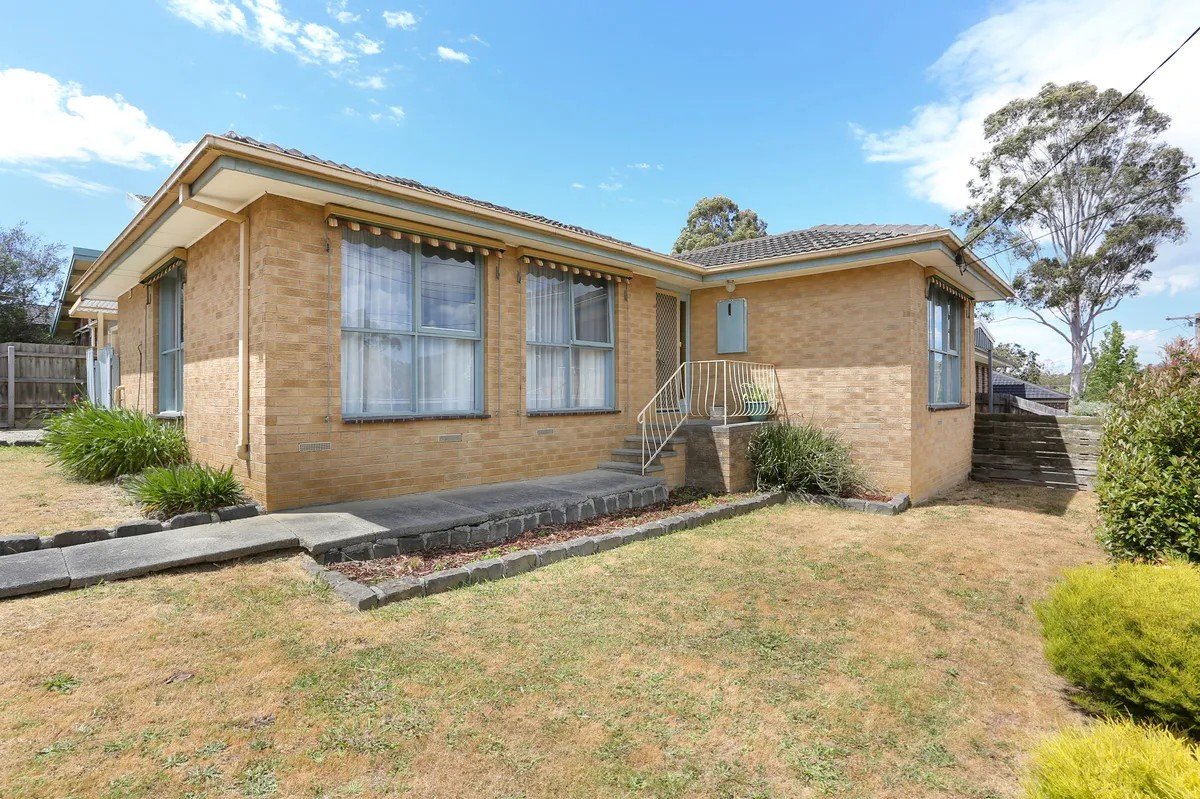 69 Bellara Drive, Mooroolbark image 1