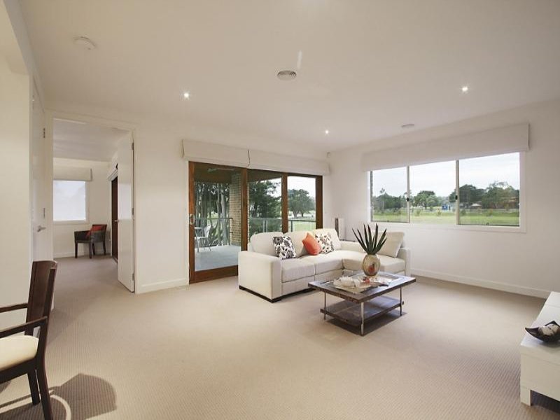 69 Belmore Road, Balwyn North image 7