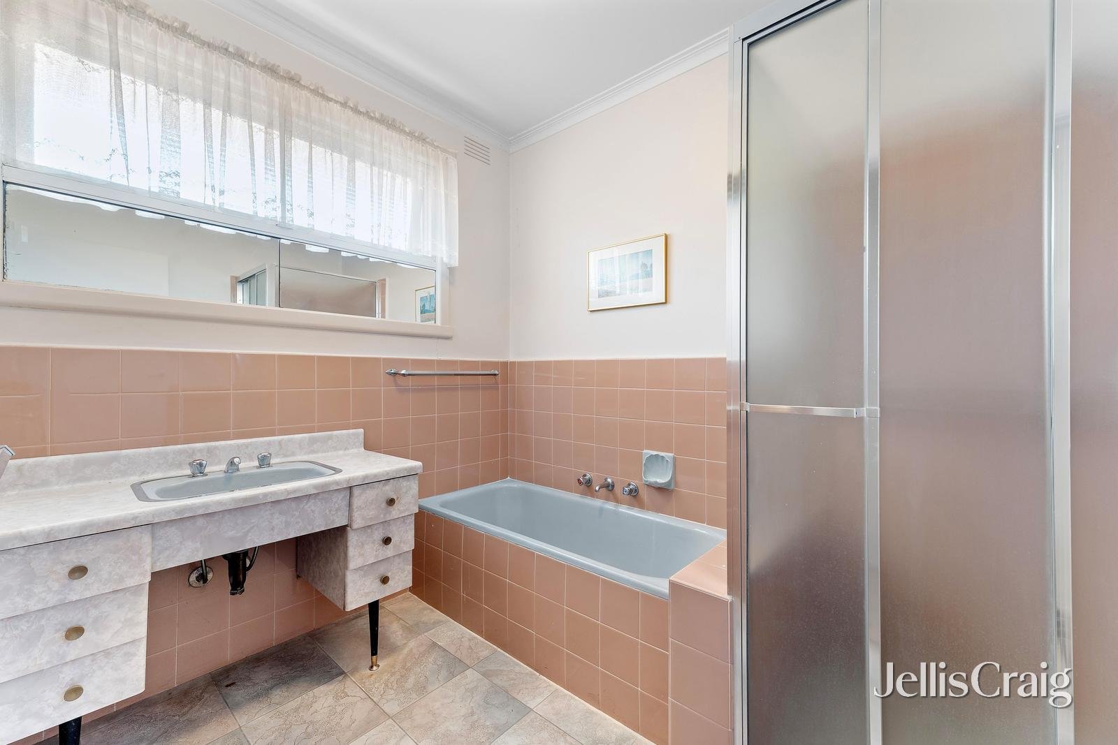 69 Benwerrin Drive, Burwood&nbsp;East image 11