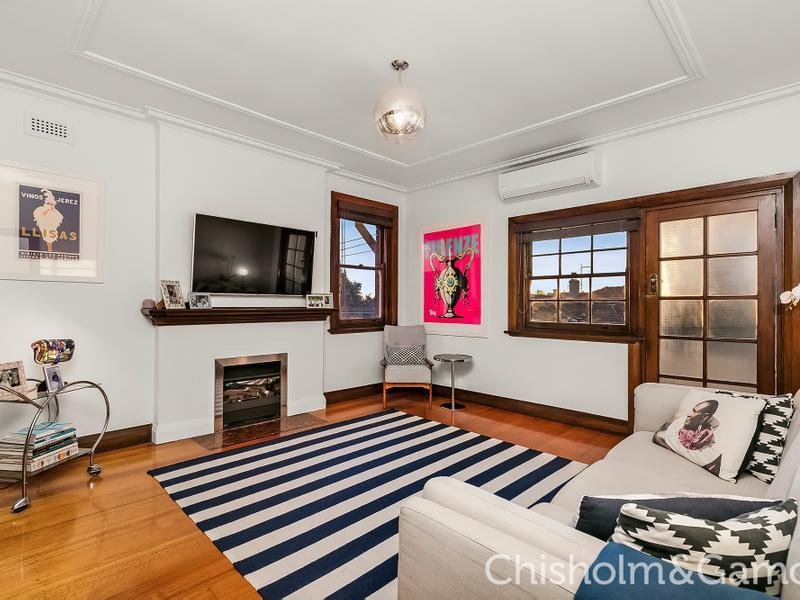 6/9 Bluff Avenue, Elwood image 2