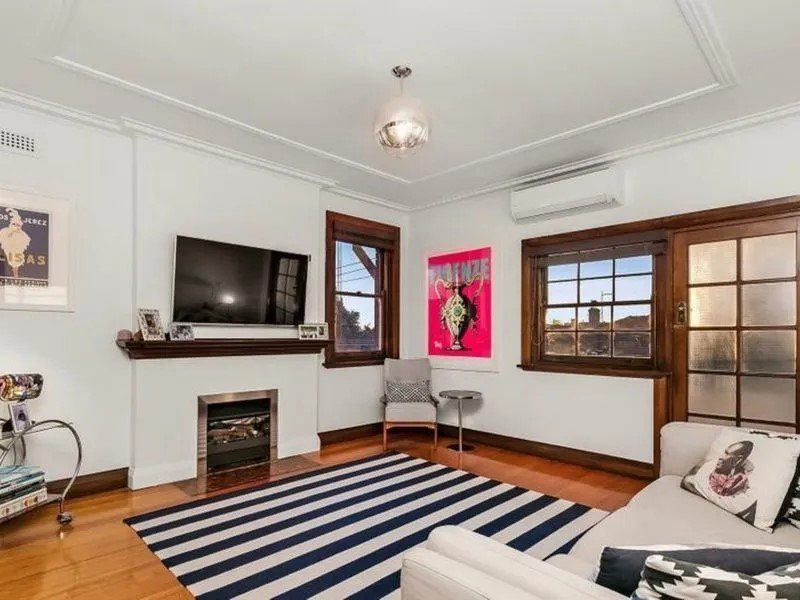 6/9 Bluff Avenue, Elwood image 5