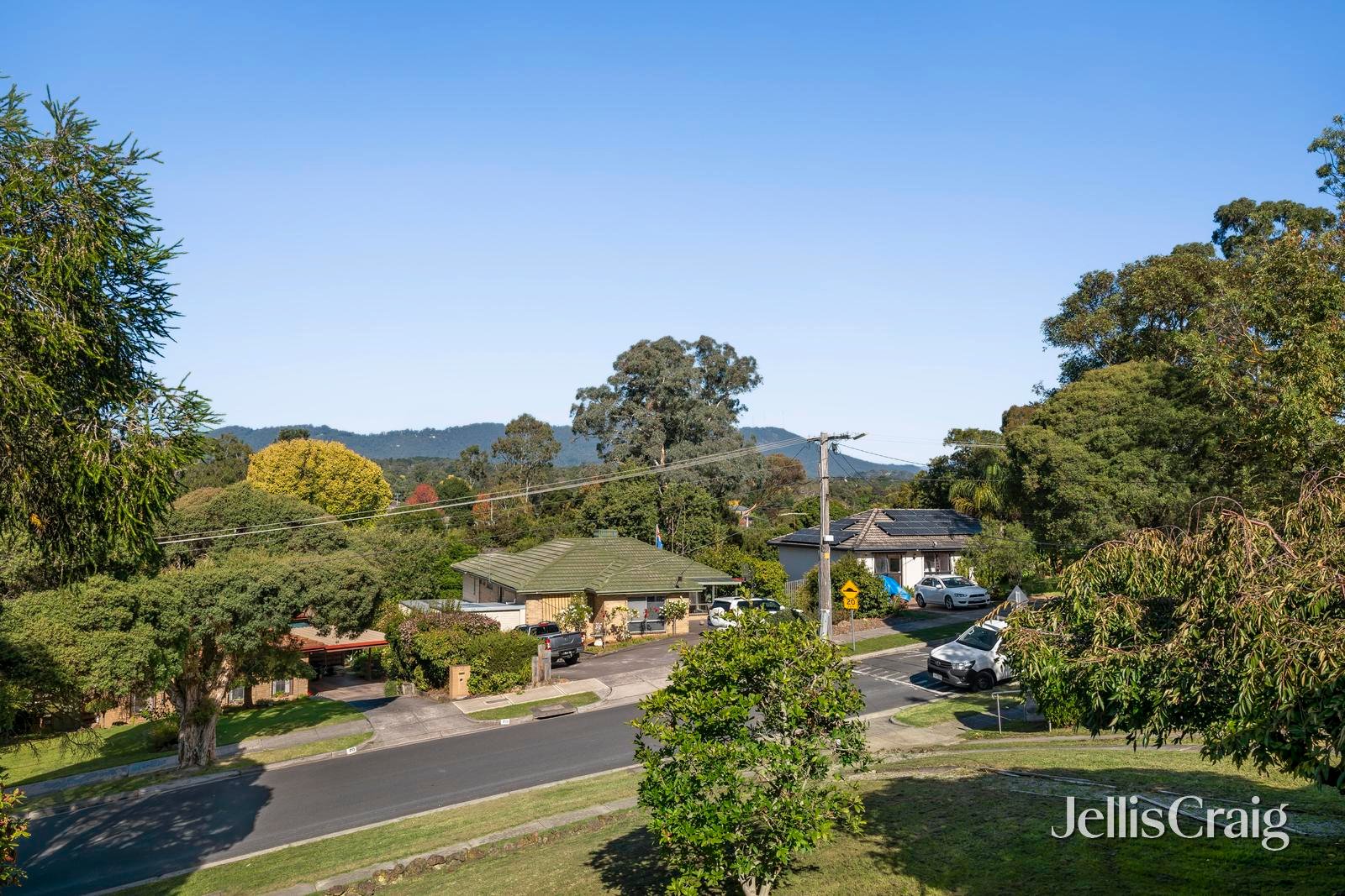 69 Carronvale Road, Mooroolbark image 12