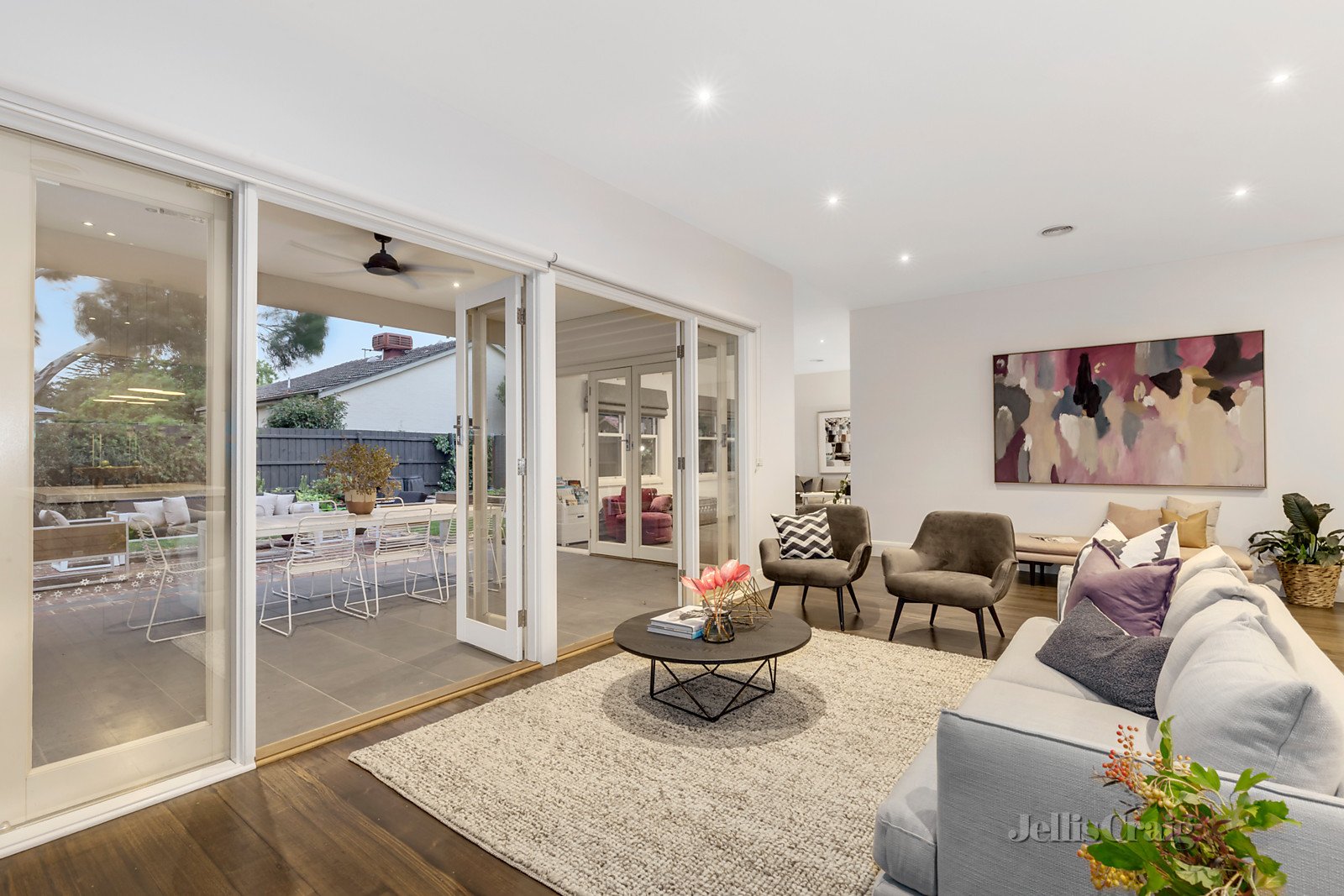 69 Carween Avenue, Mitcham image 2