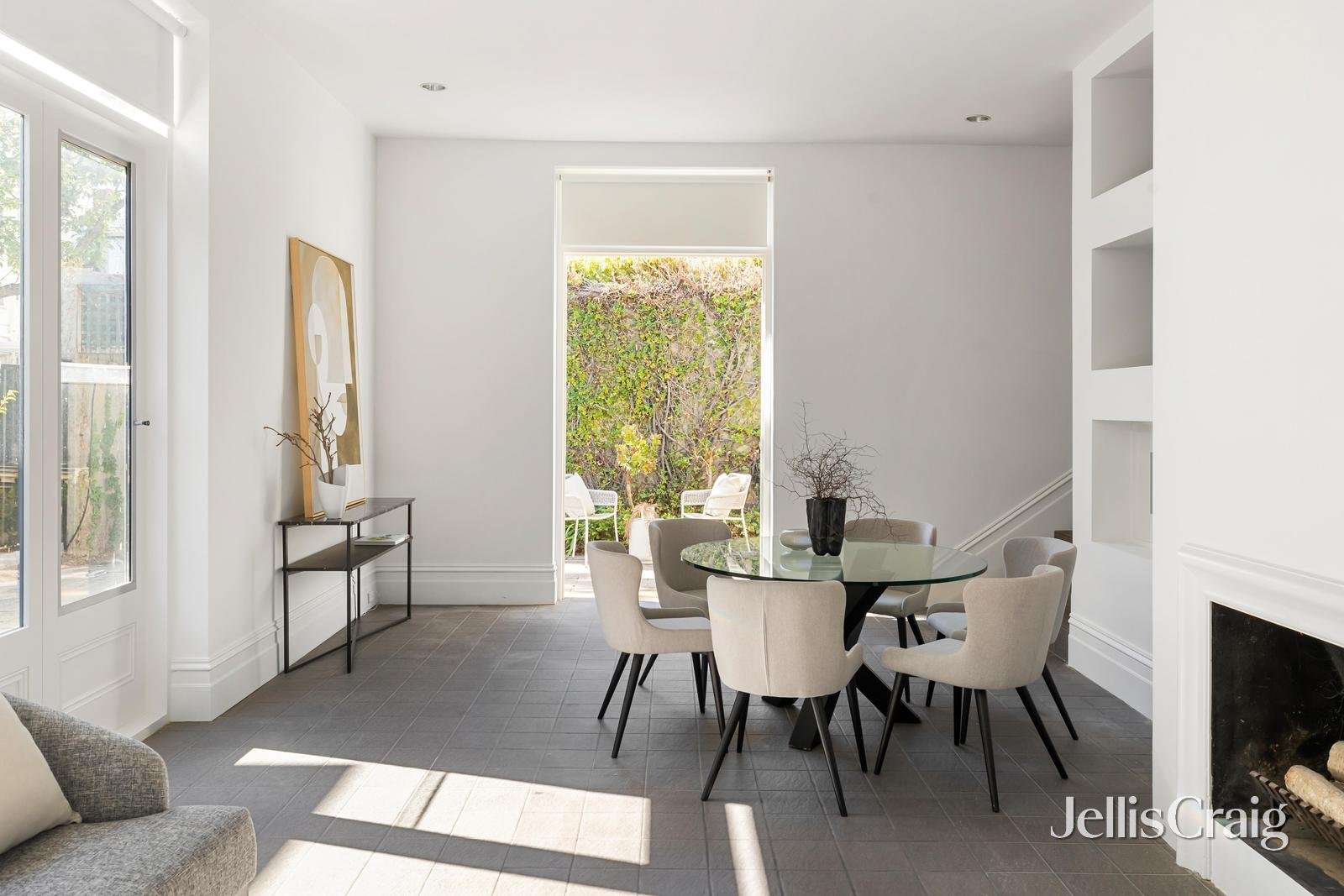 69 Fairbairn Road, Toorak image 3