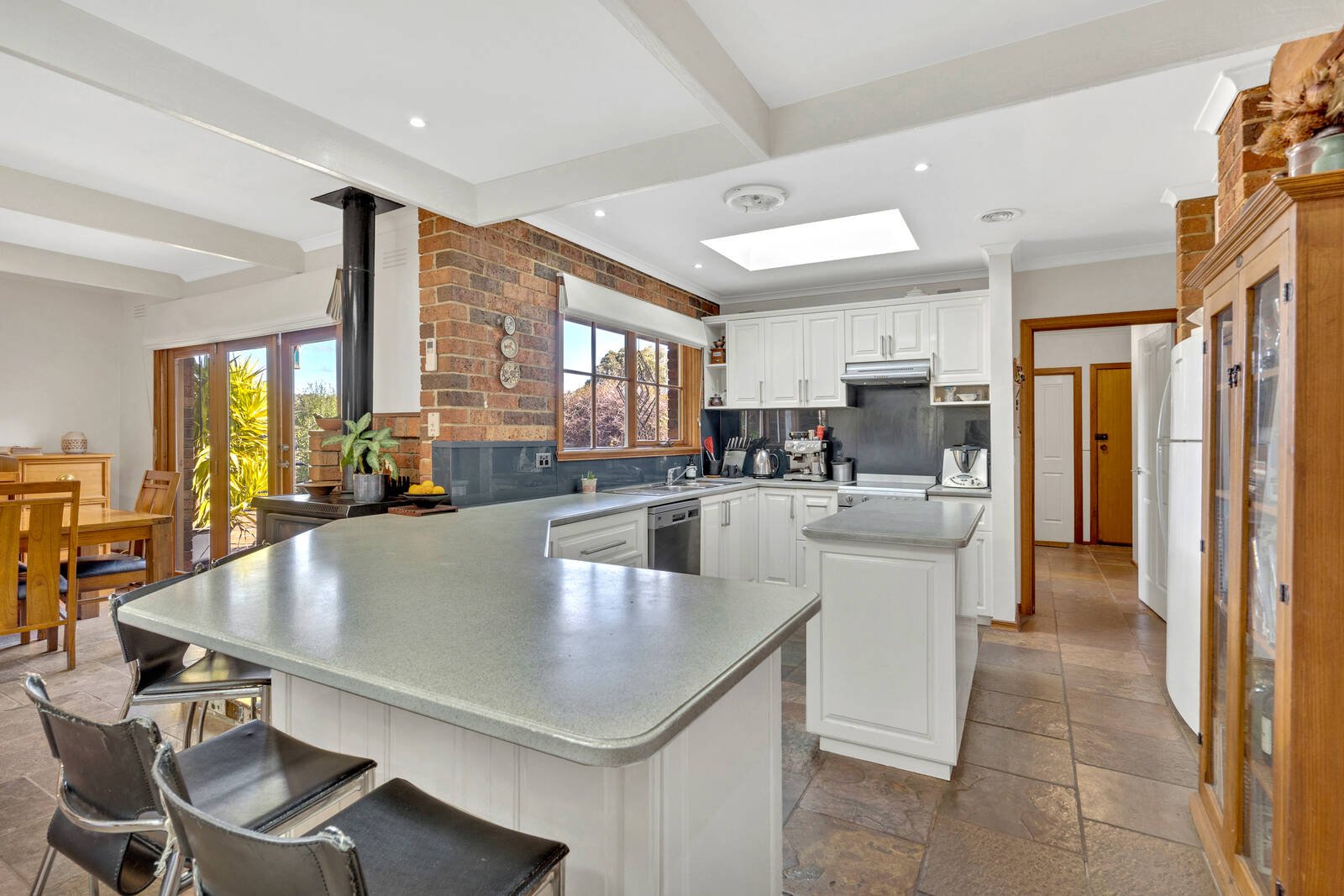 Property Gallery Thumbnail 7