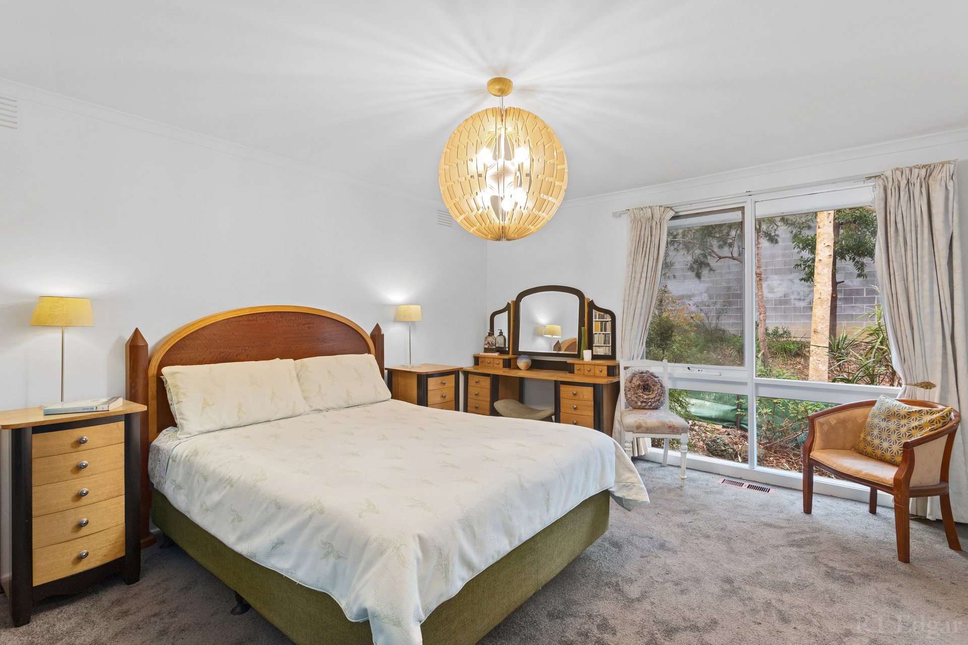 Property Gallery Thumbnail 6