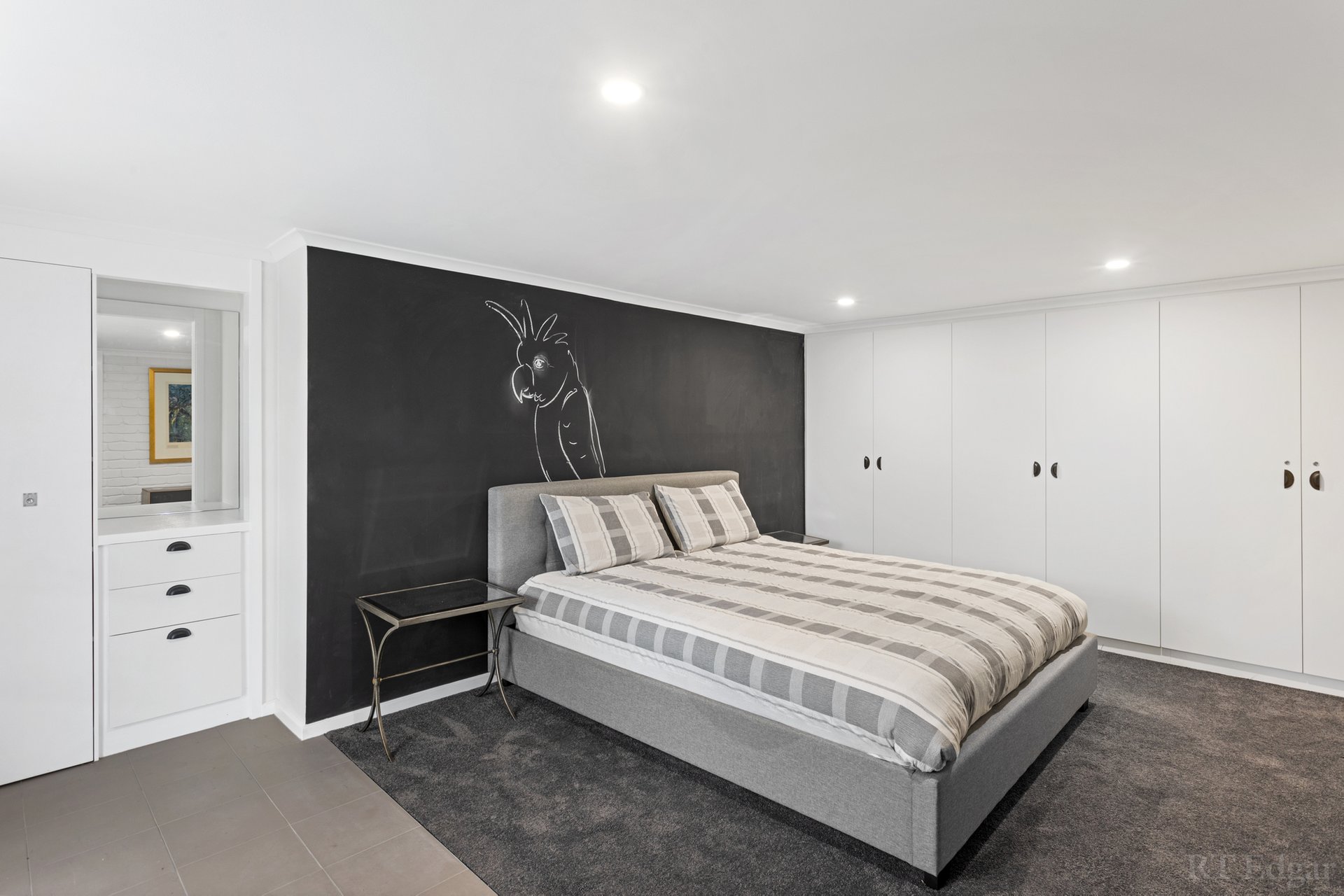 Property Gallery Thumbnail 10