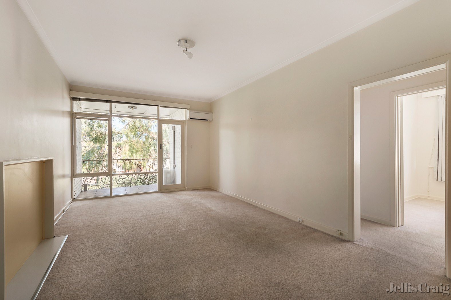 6/9 Irilbarra Road, Canterbury image 5