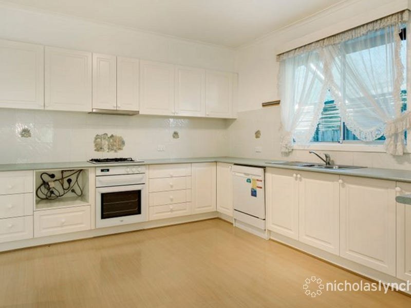 Property Gallery Thumbnail 3