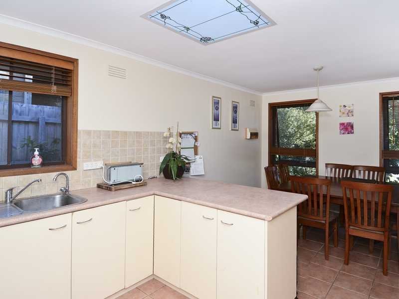 69 Moruya Drive, Grovedale image 2