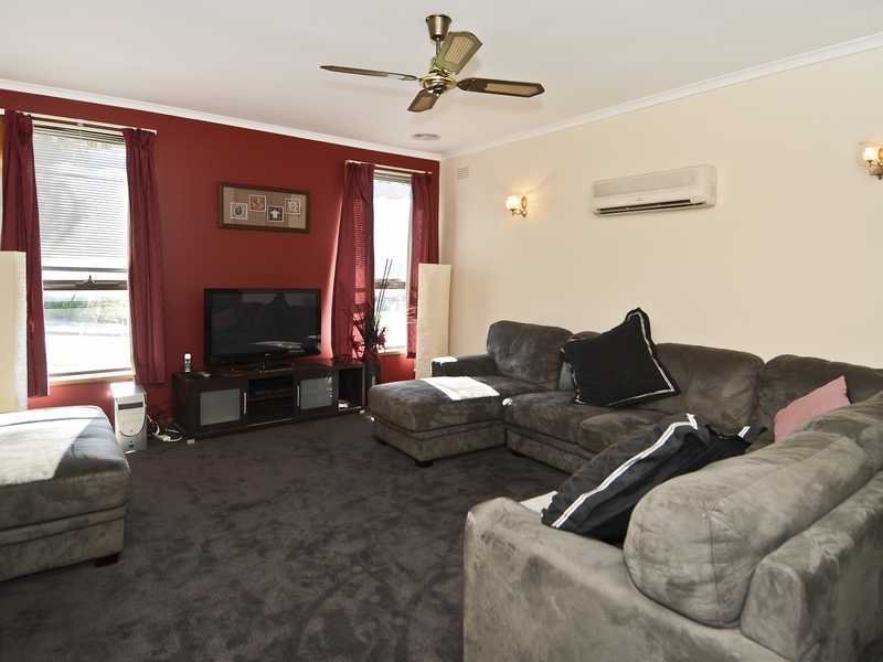 69 Moruya Drive, Grovedale image 3