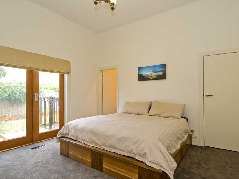 69 Mt Pleasant Road, Highton image 7