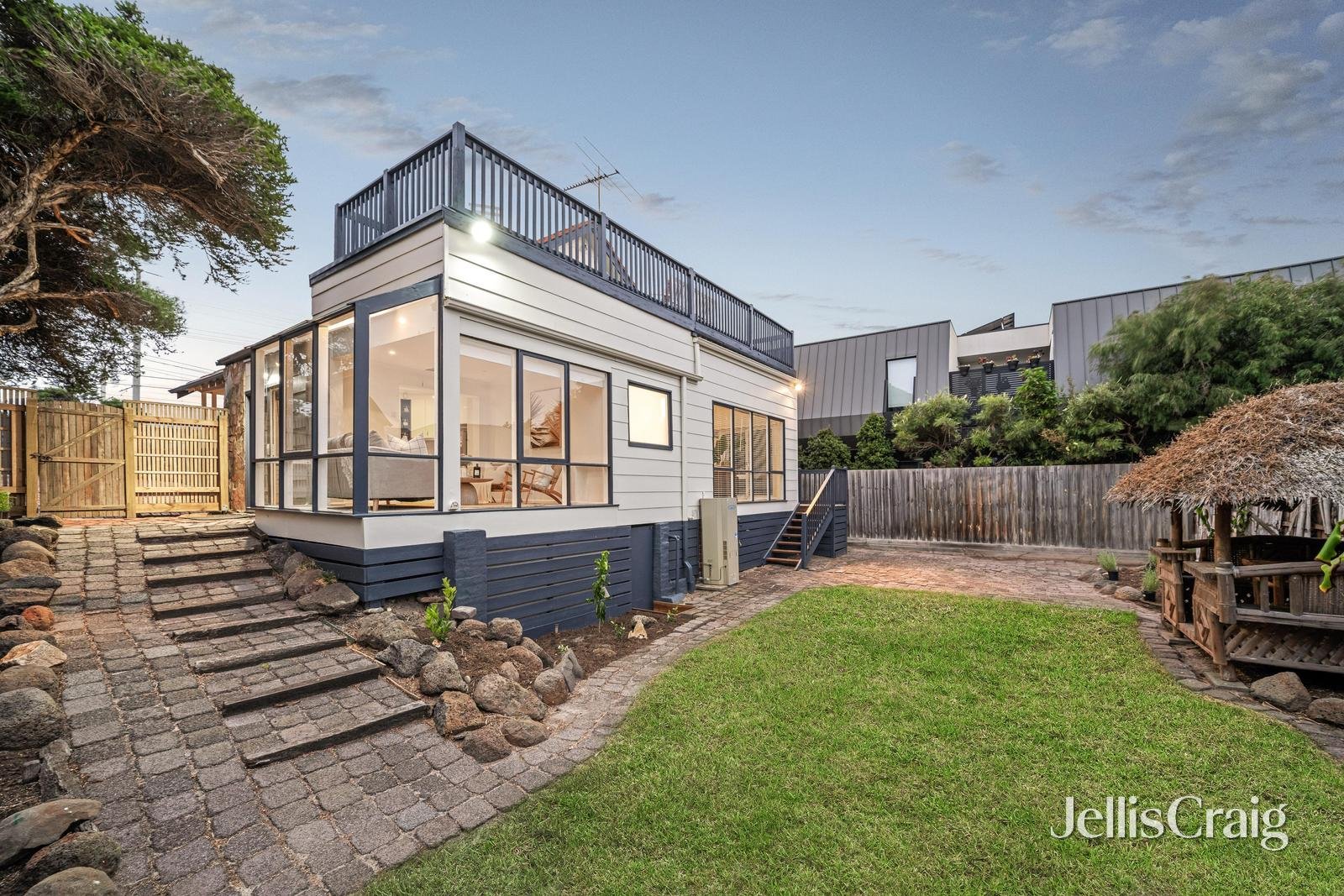 69 Nepean Highway, Aspendale image 10