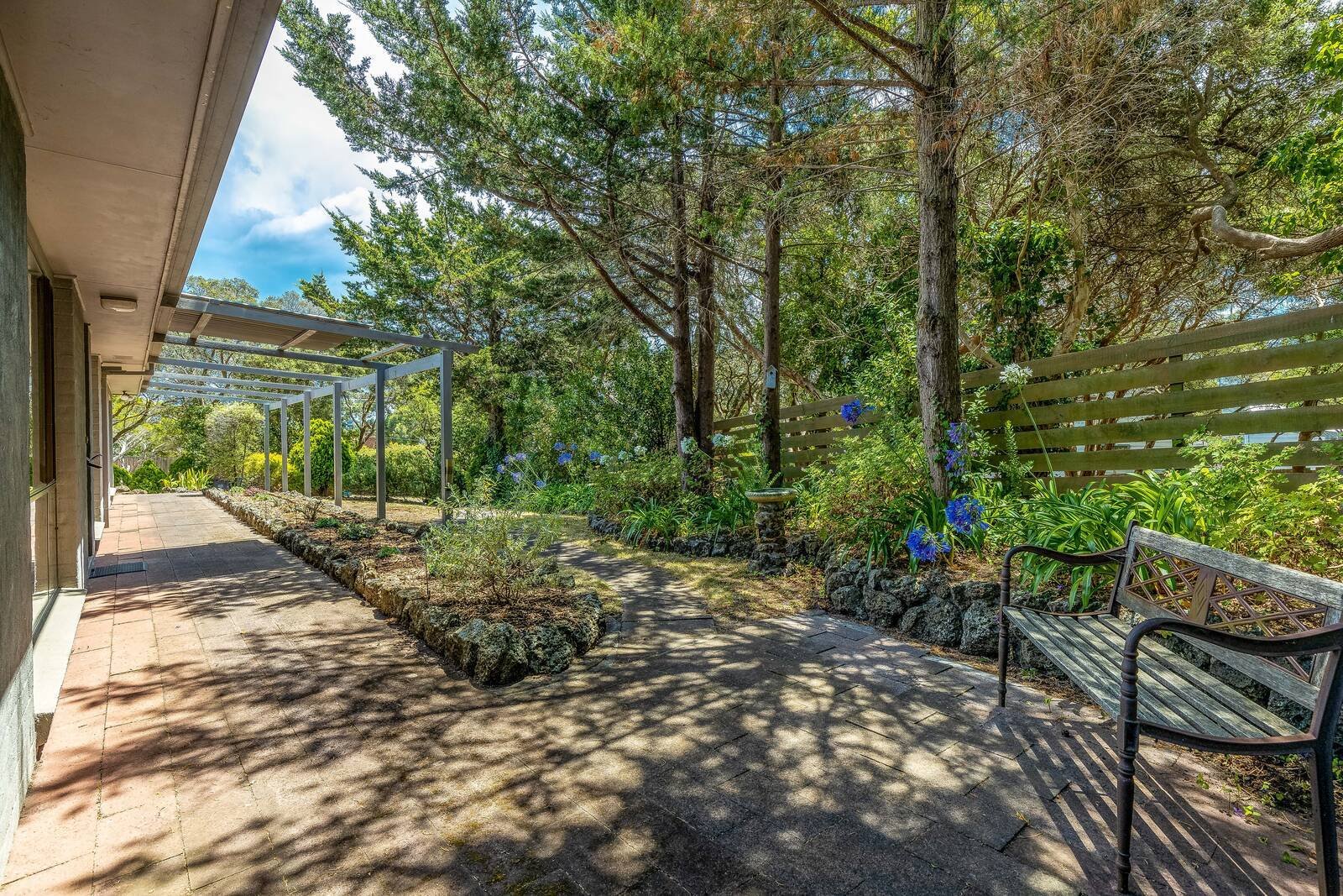Property Gallery Thumbnail 14
