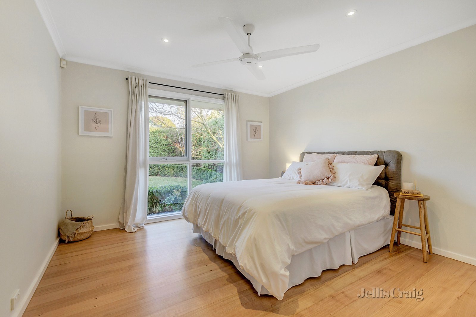 69 Ormond Avenue, Mitcham image 6