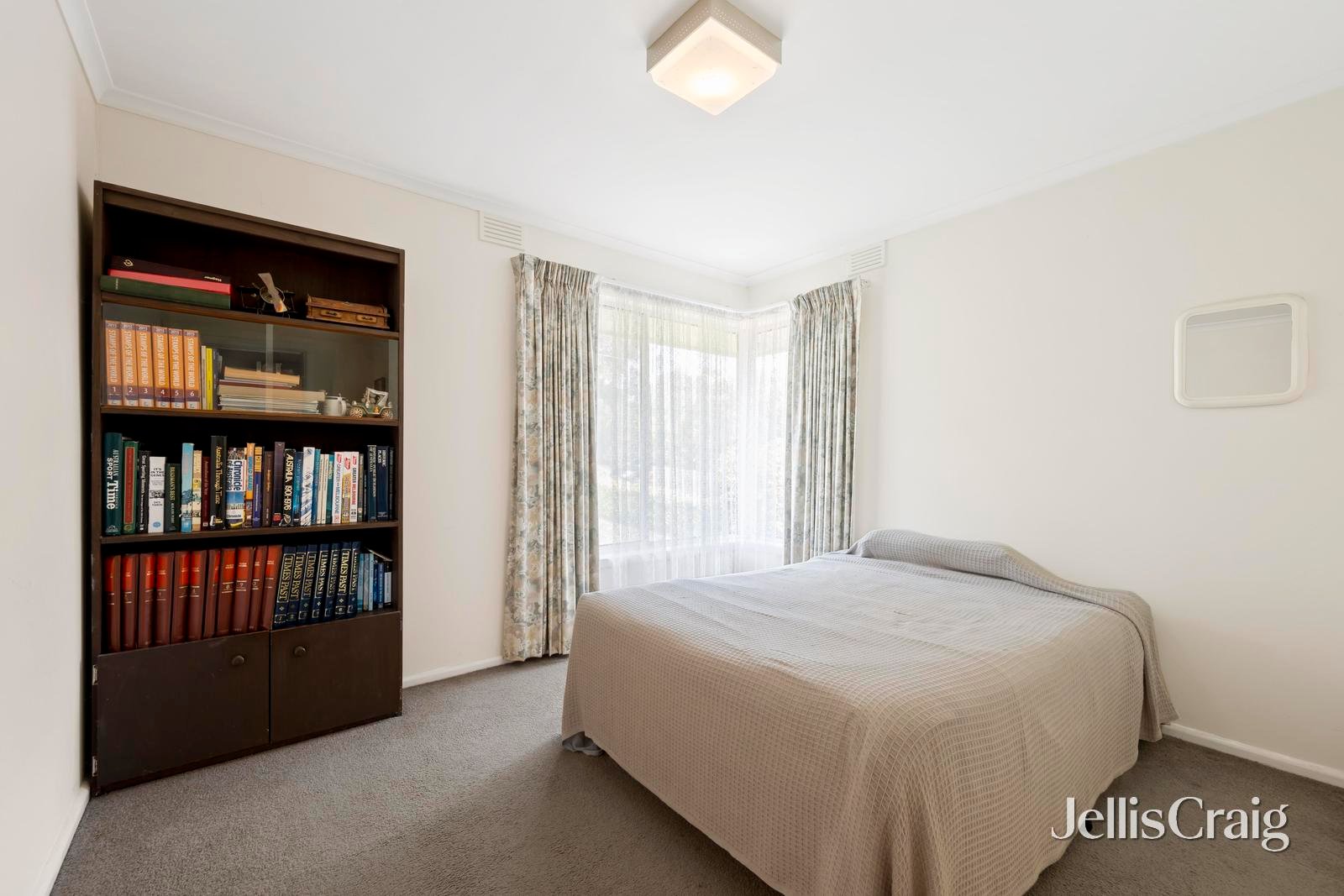 69 Pembroke Road, Mooroolbark image 7