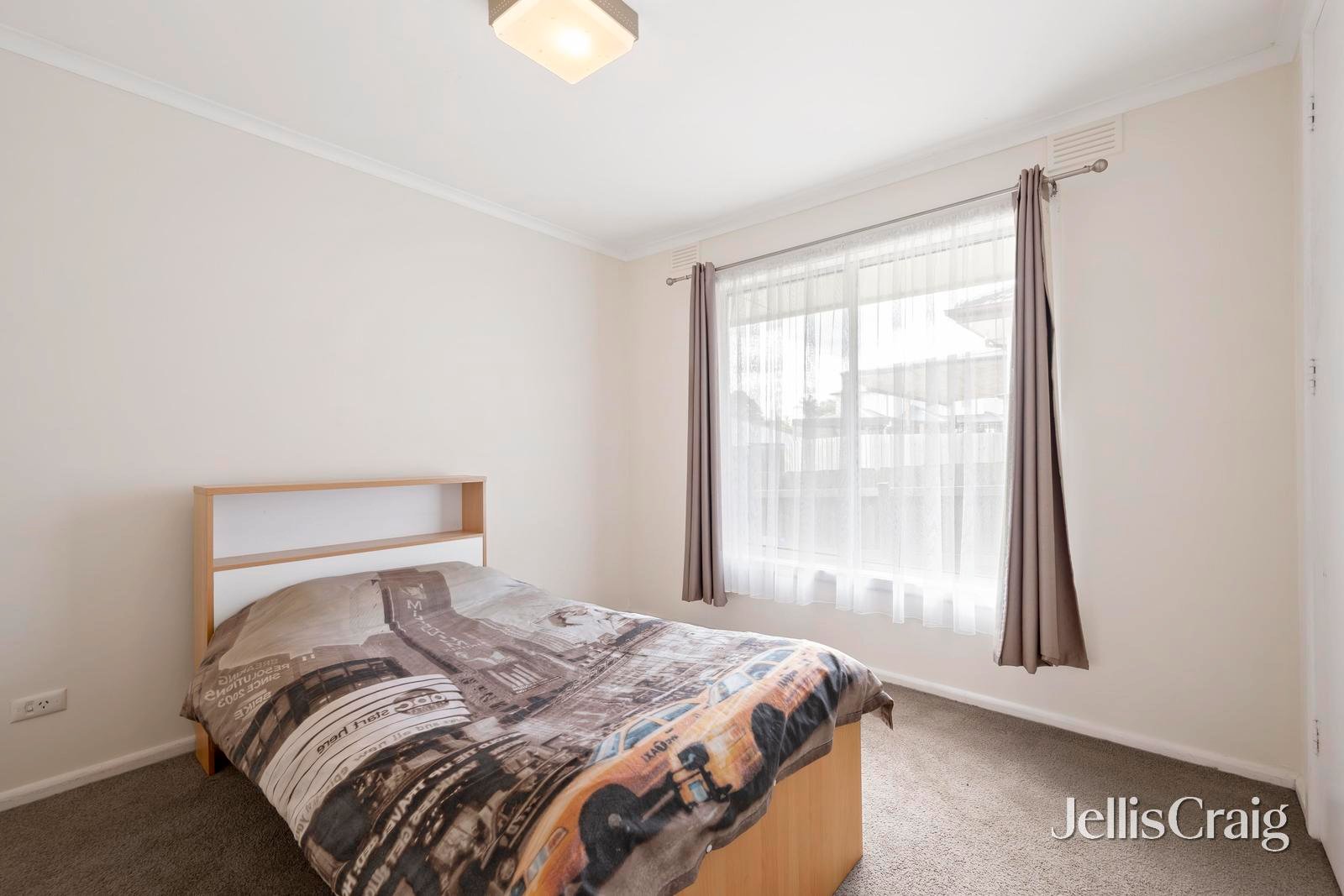 69 Pembroke Road, Mooroolbark image 8