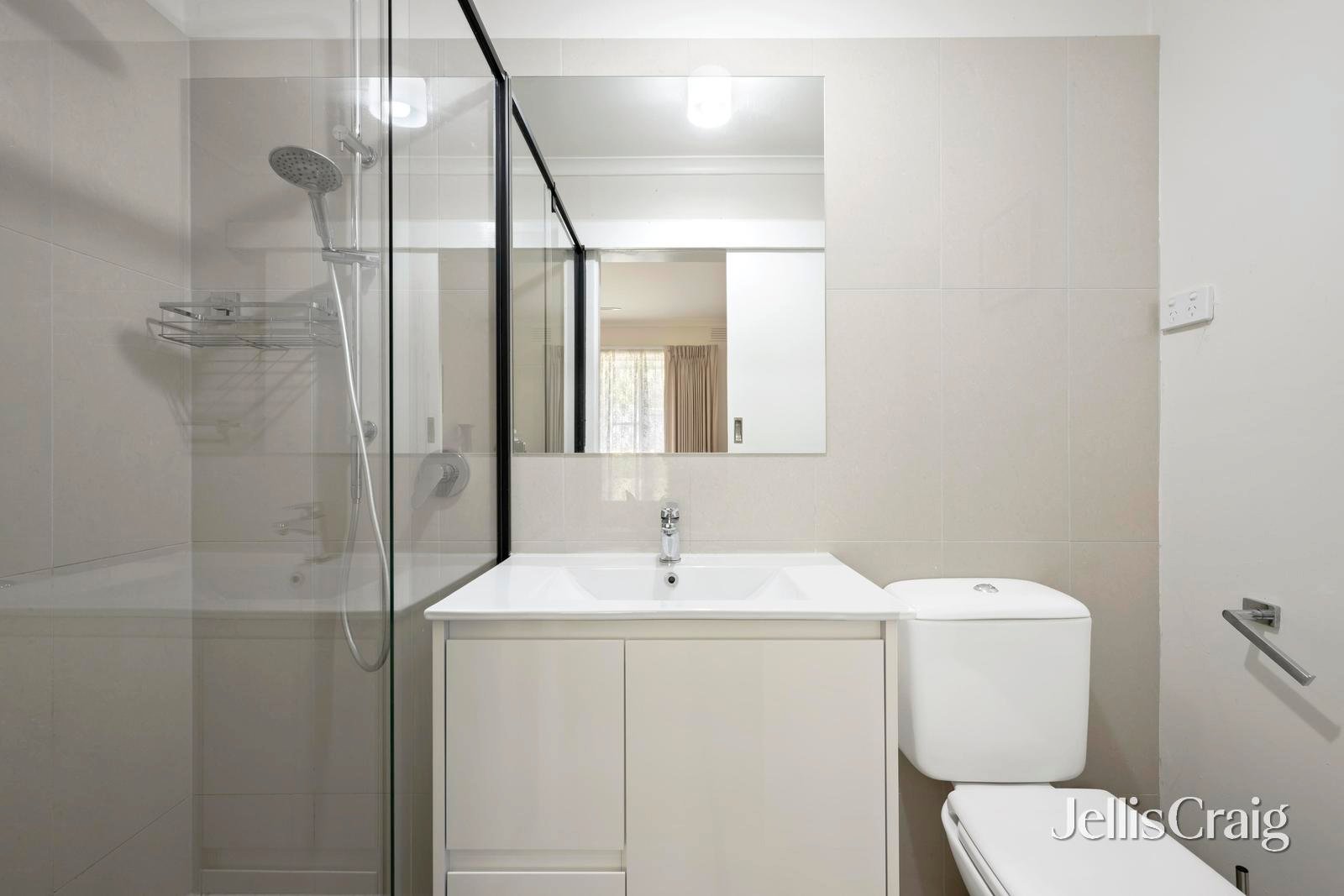 69 Pembroke Road, Mooroolbark image 9