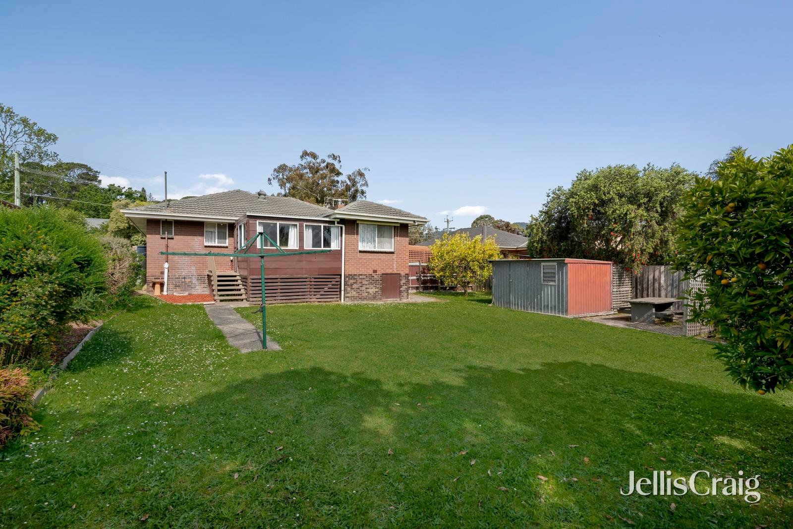 69 Pembroke Road, Mooroolbark image 11