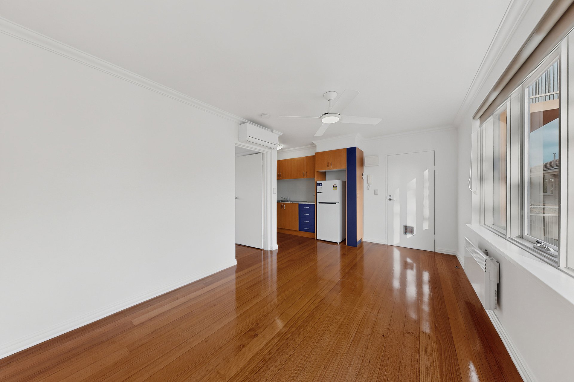 6/9 Robert Street, Elwood image 2