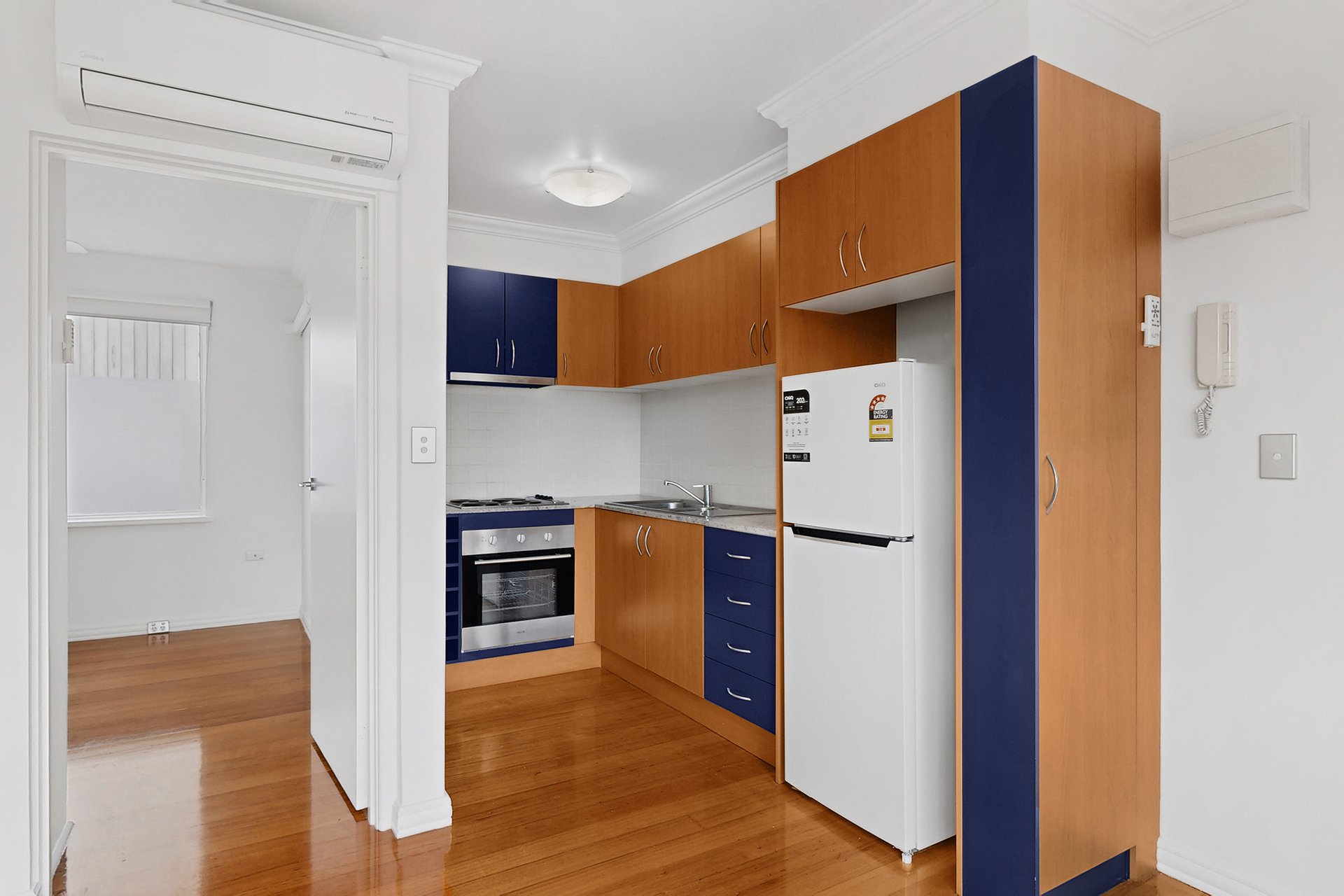 6/9 Robert Street, Elwood image 4
