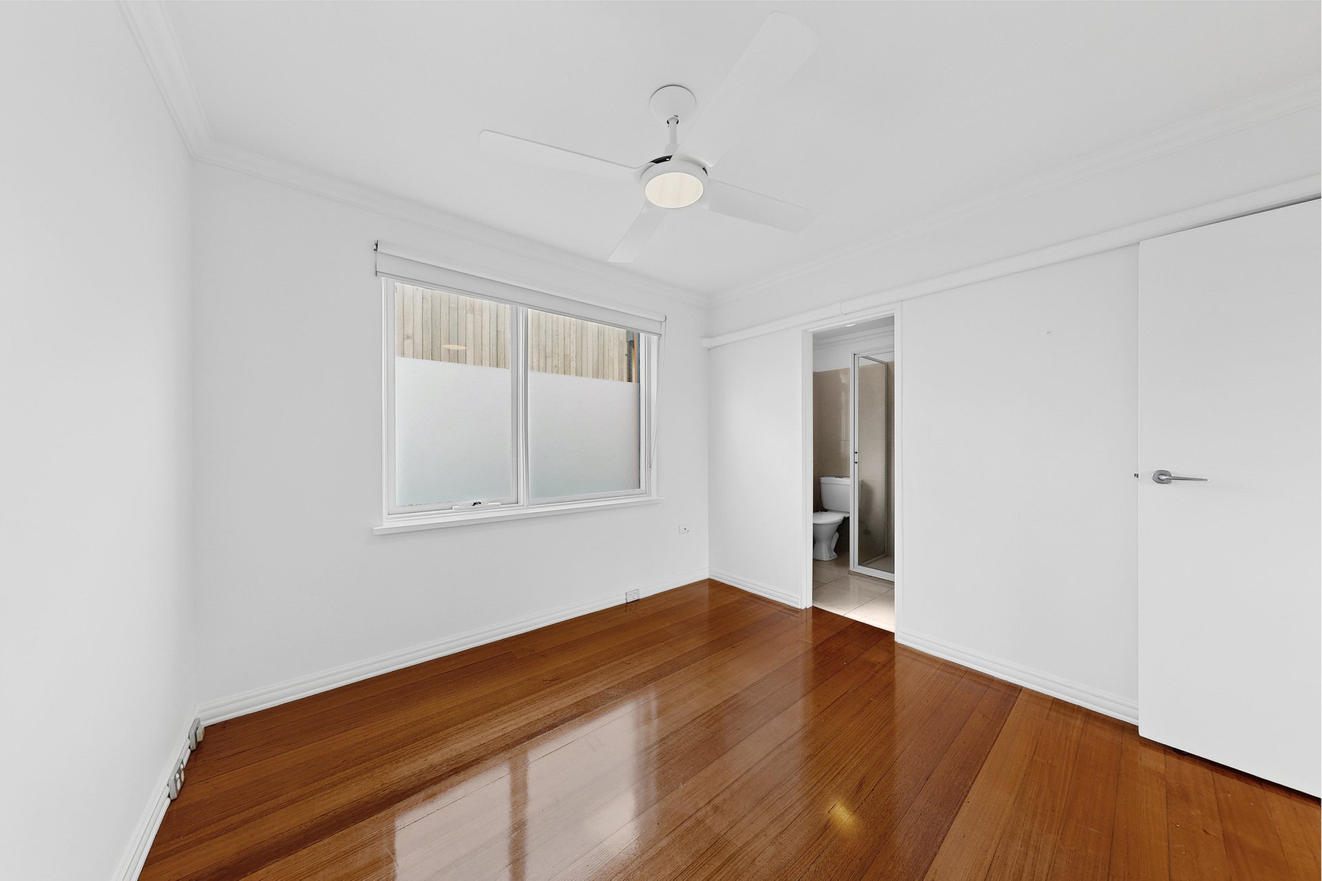 6/9 Robert Street, Elwood image 9
