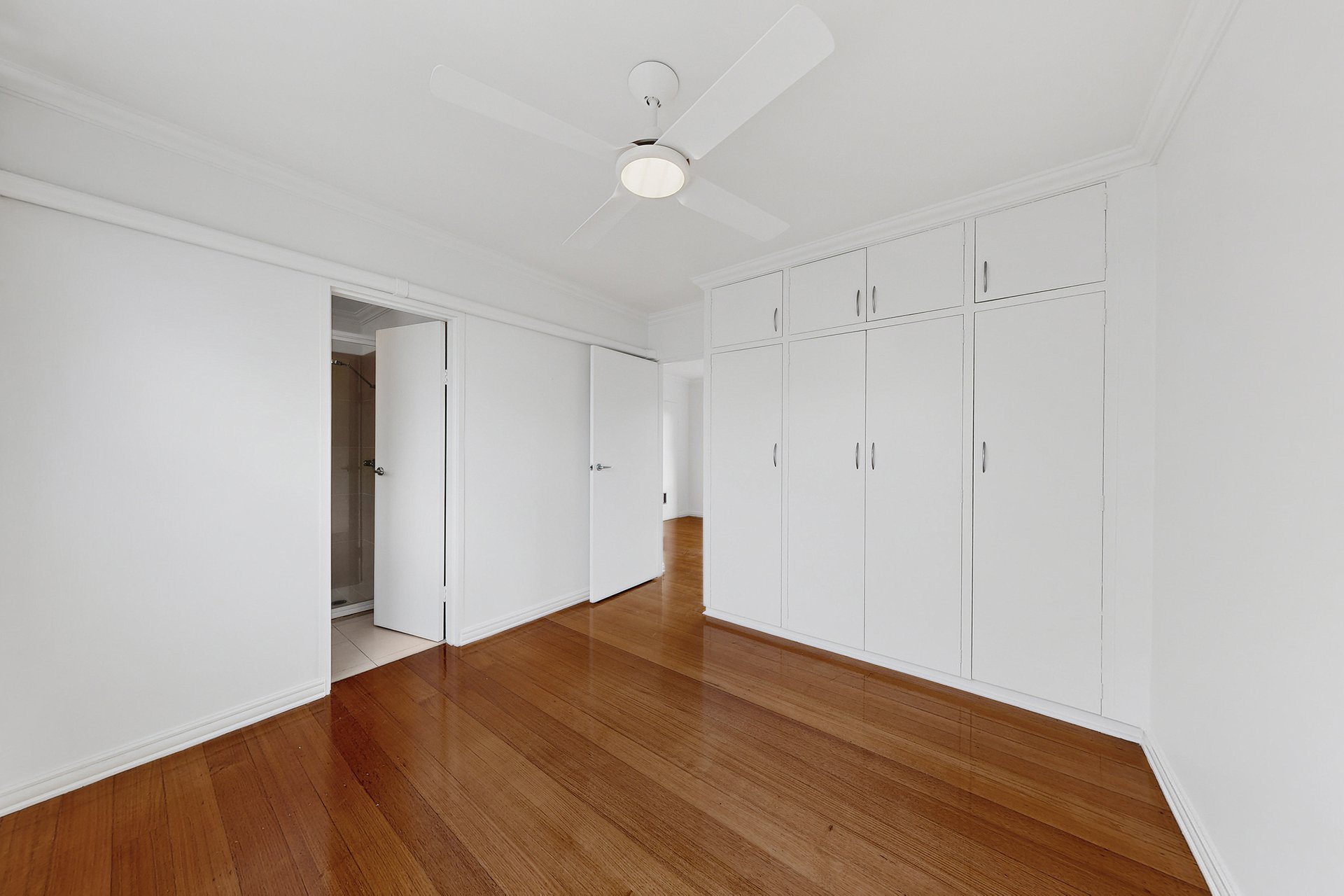 6/9 Robert Street, Elwood image 10