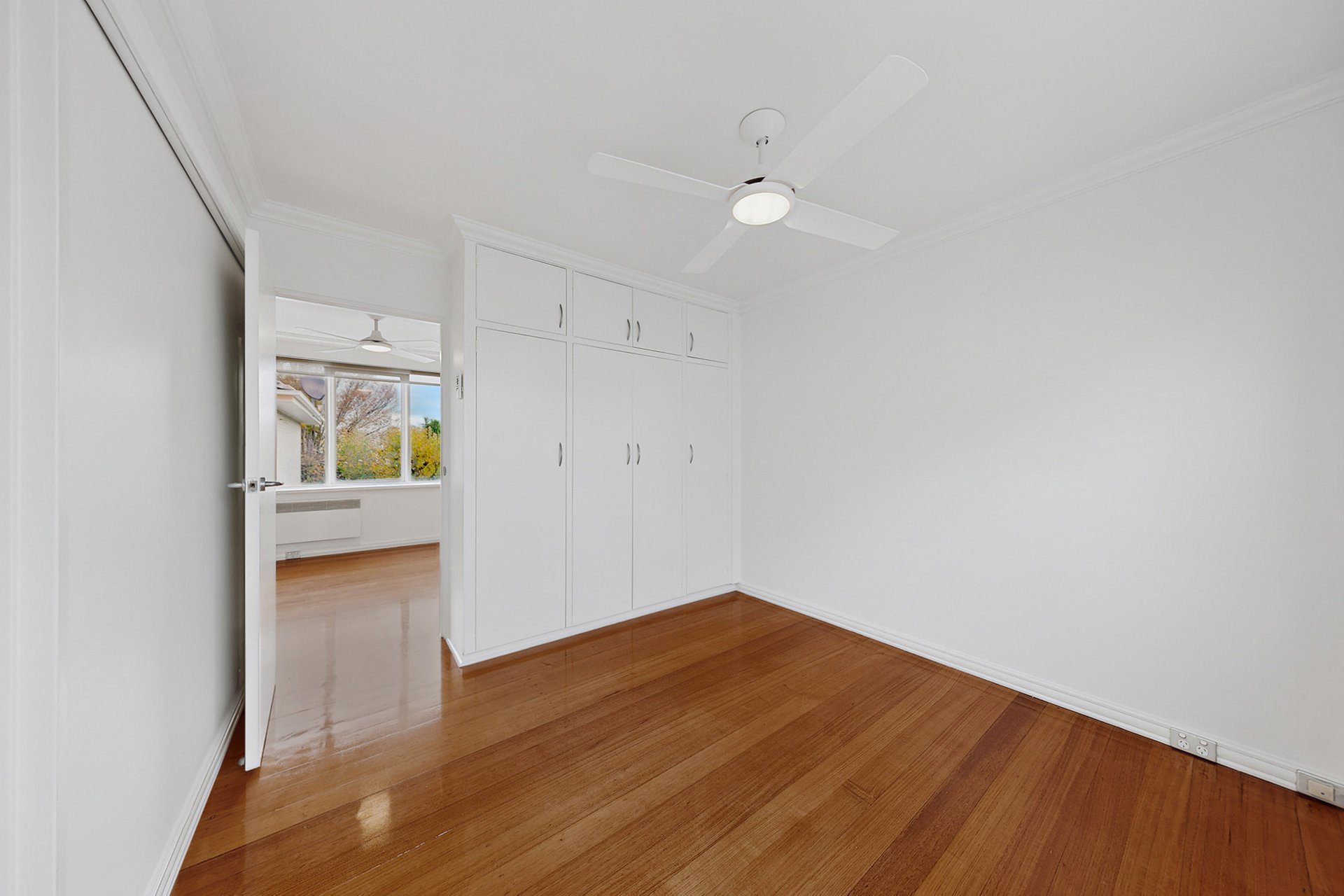 6/9 Robert Street, Elwood image 11