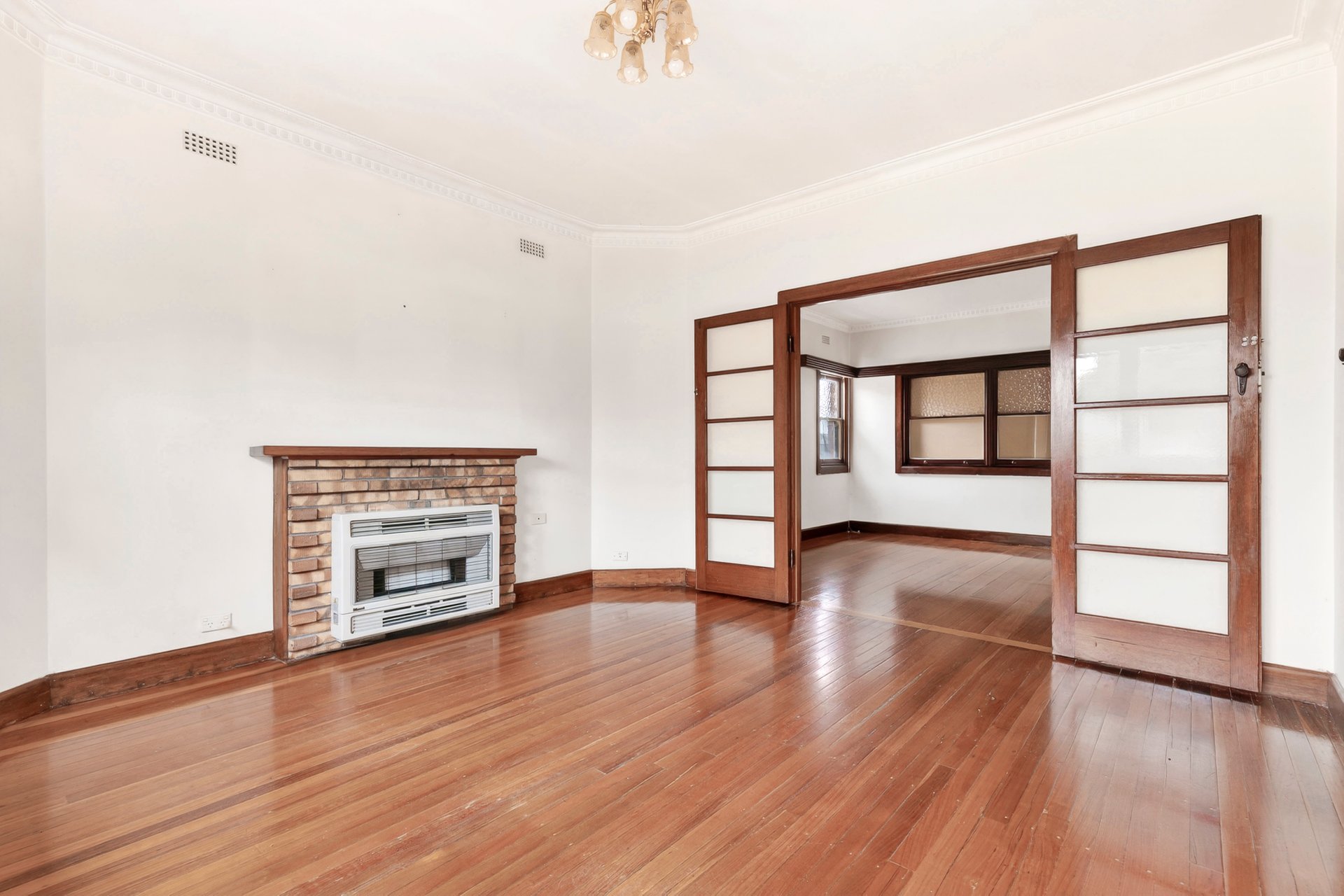 69 Shannon Avenue, Manifold&nbsp;Heights image 3