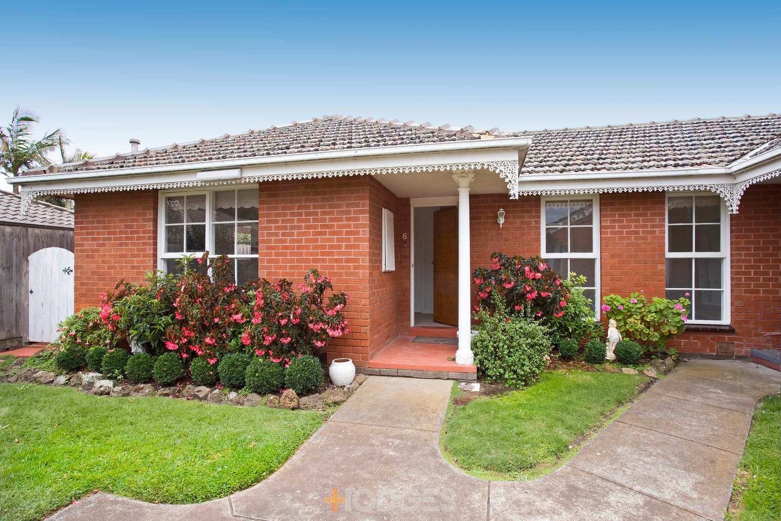 6 / 9 Stawell Street Mentone