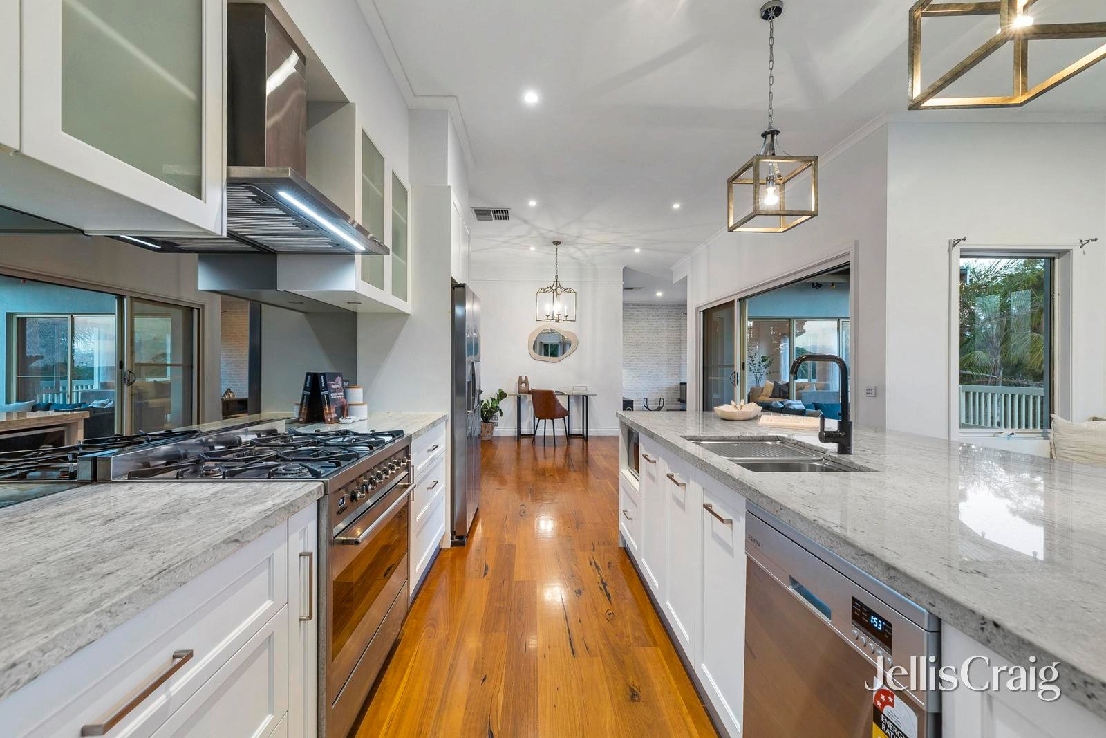 69 Two Bays Road, Mount&nbsp;Eliza image 7