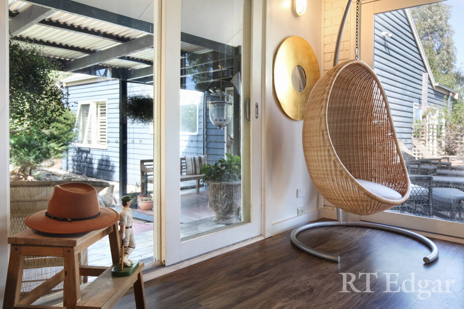 Property Gallery Thumbnail 9