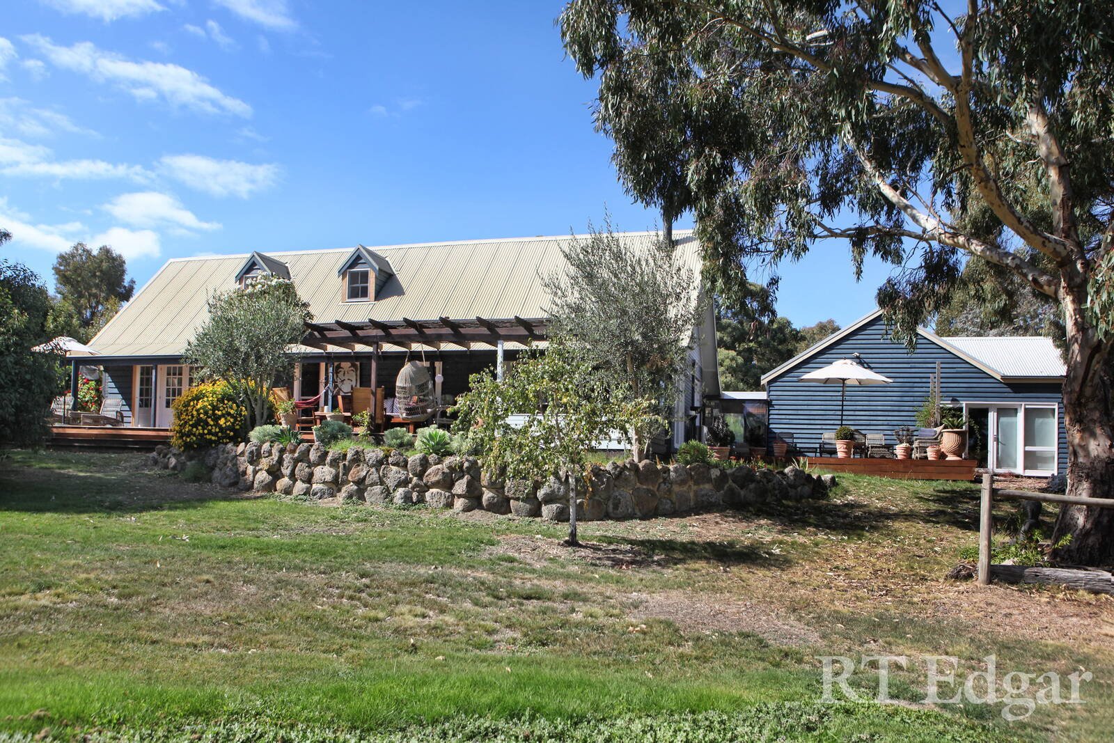 Property Gallery Thumbnail 19