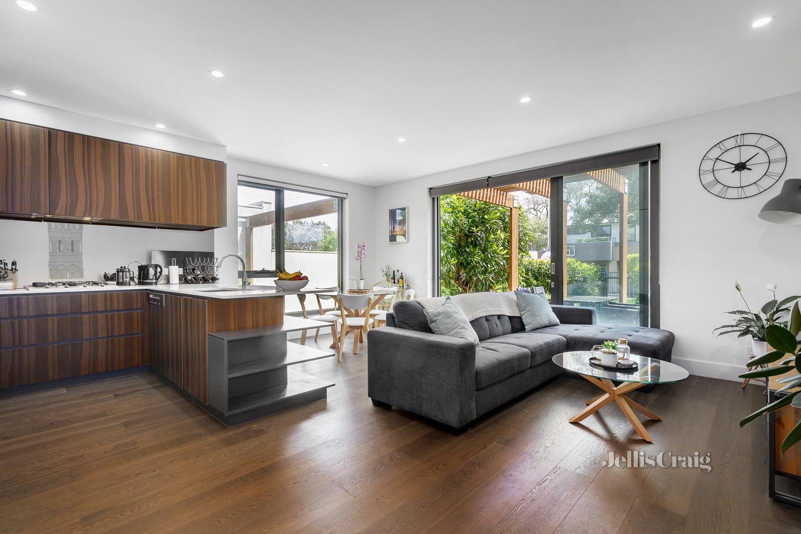 6/90 Comer Street, Brighton East image 3
