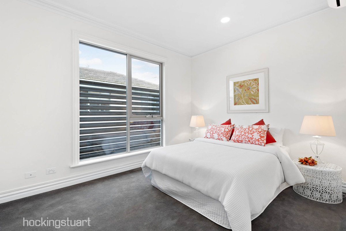 6/91 Warrigal Road, Surrey Hills image 7