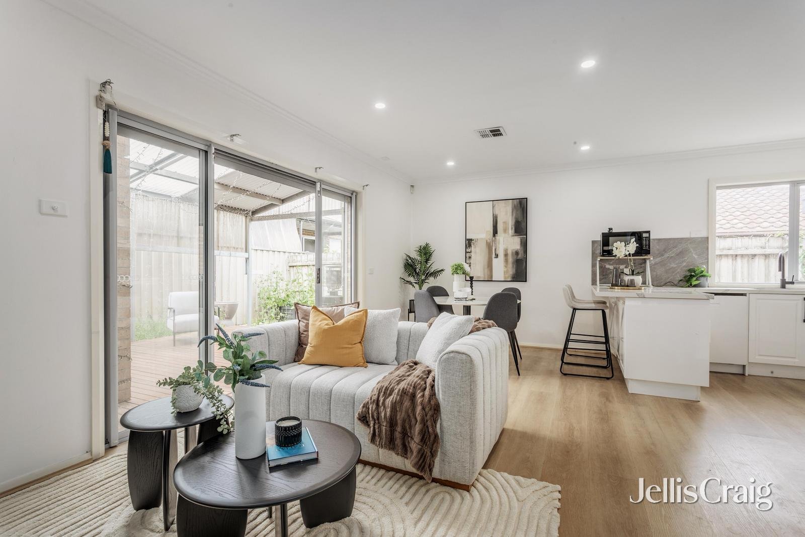 6/917-919 Heatherton Road, Springvale image 1