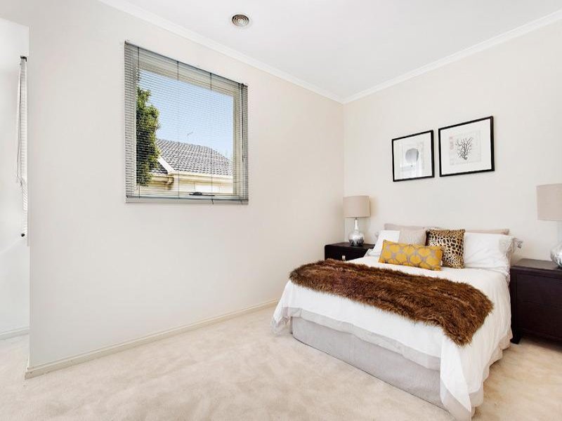 6/92-94 Carrington Road, Box Hill image 4