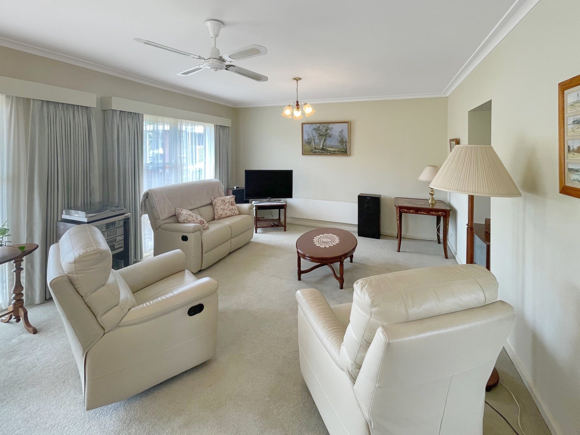 6/92 Aphrasia Street, Newtown image 2