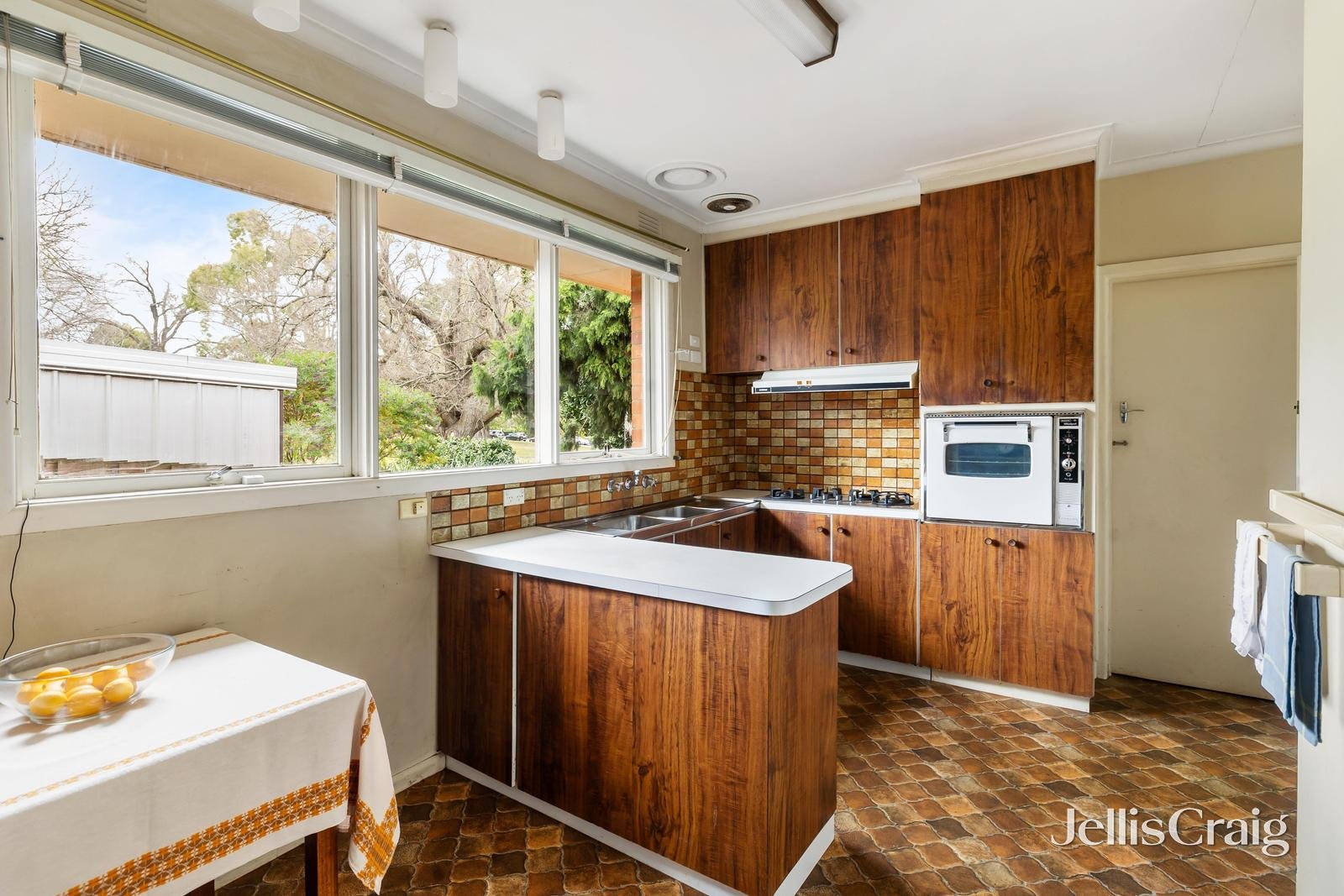 6/92 Union Road, Surrey Hills image 3