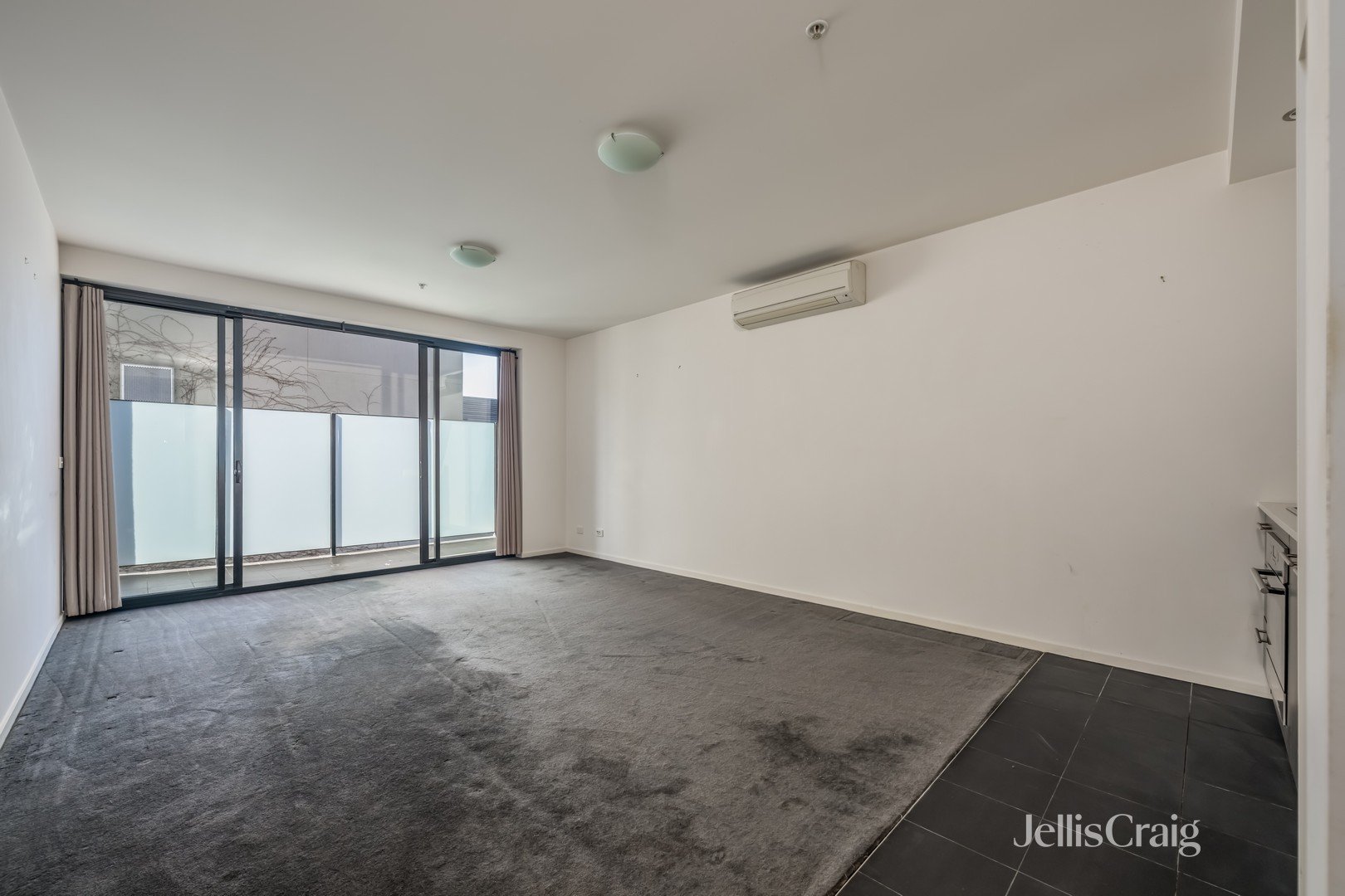 6/94 Union Street, Northcote image 1