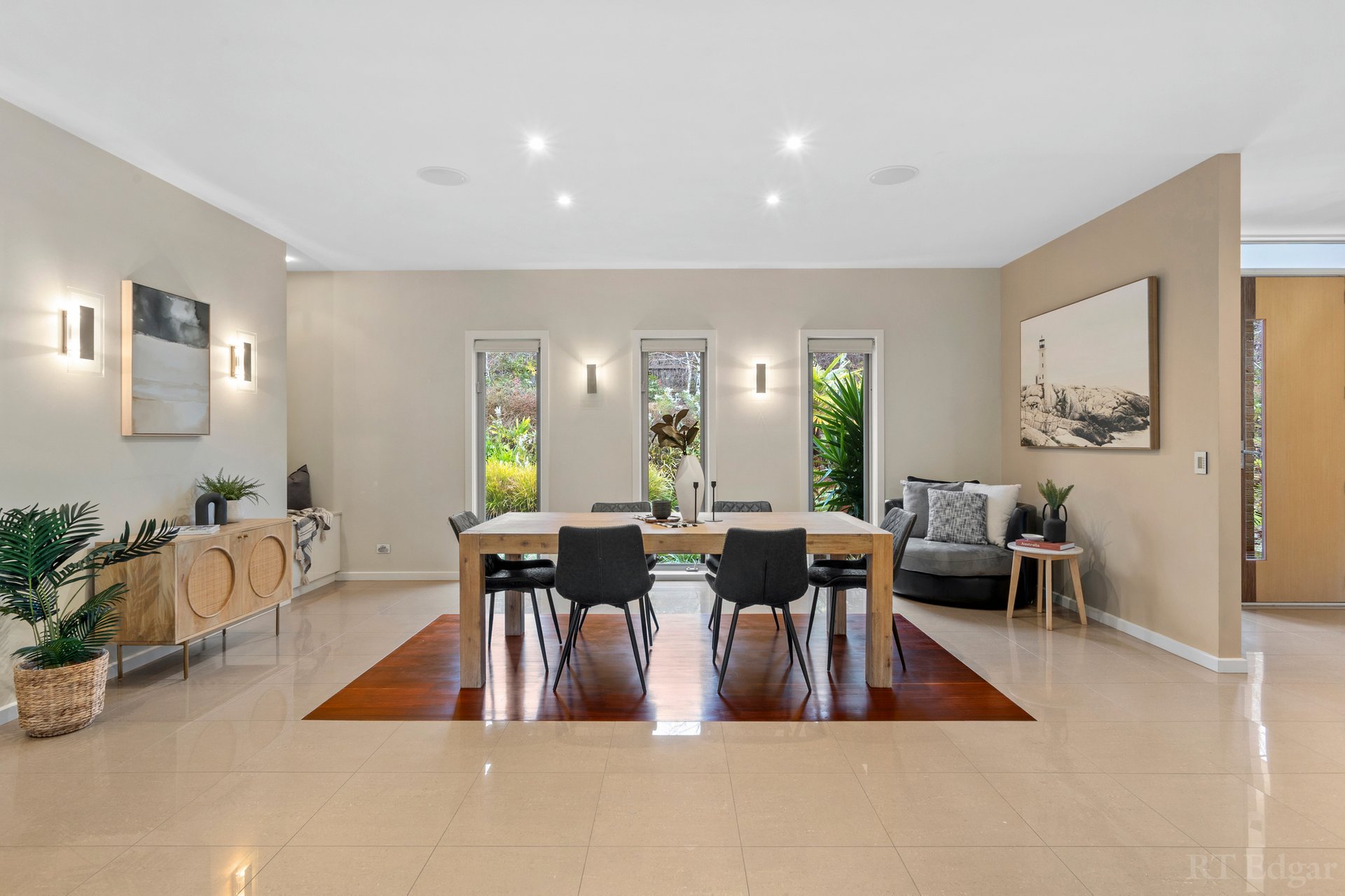 Property Gallery Thumbnail 4