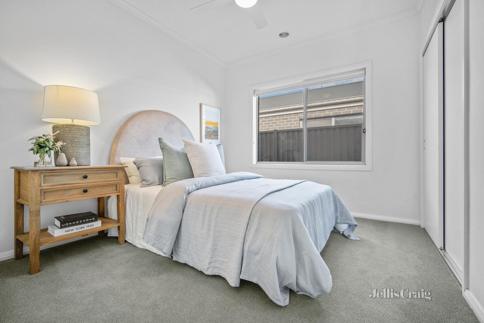 69A Longley Street, Alfredton image 12