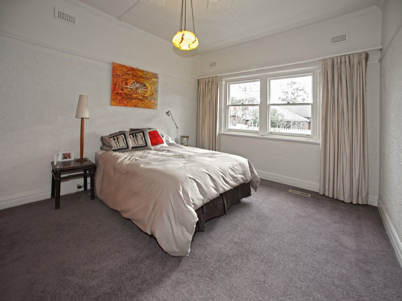 6A Balston Street, St Kilda East image 6