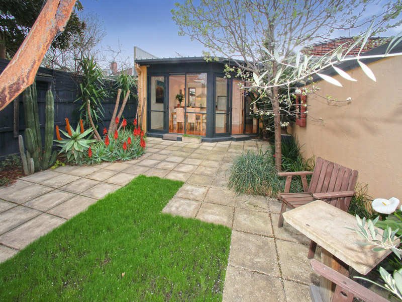 6A Balston Street, St Kilda East image 9