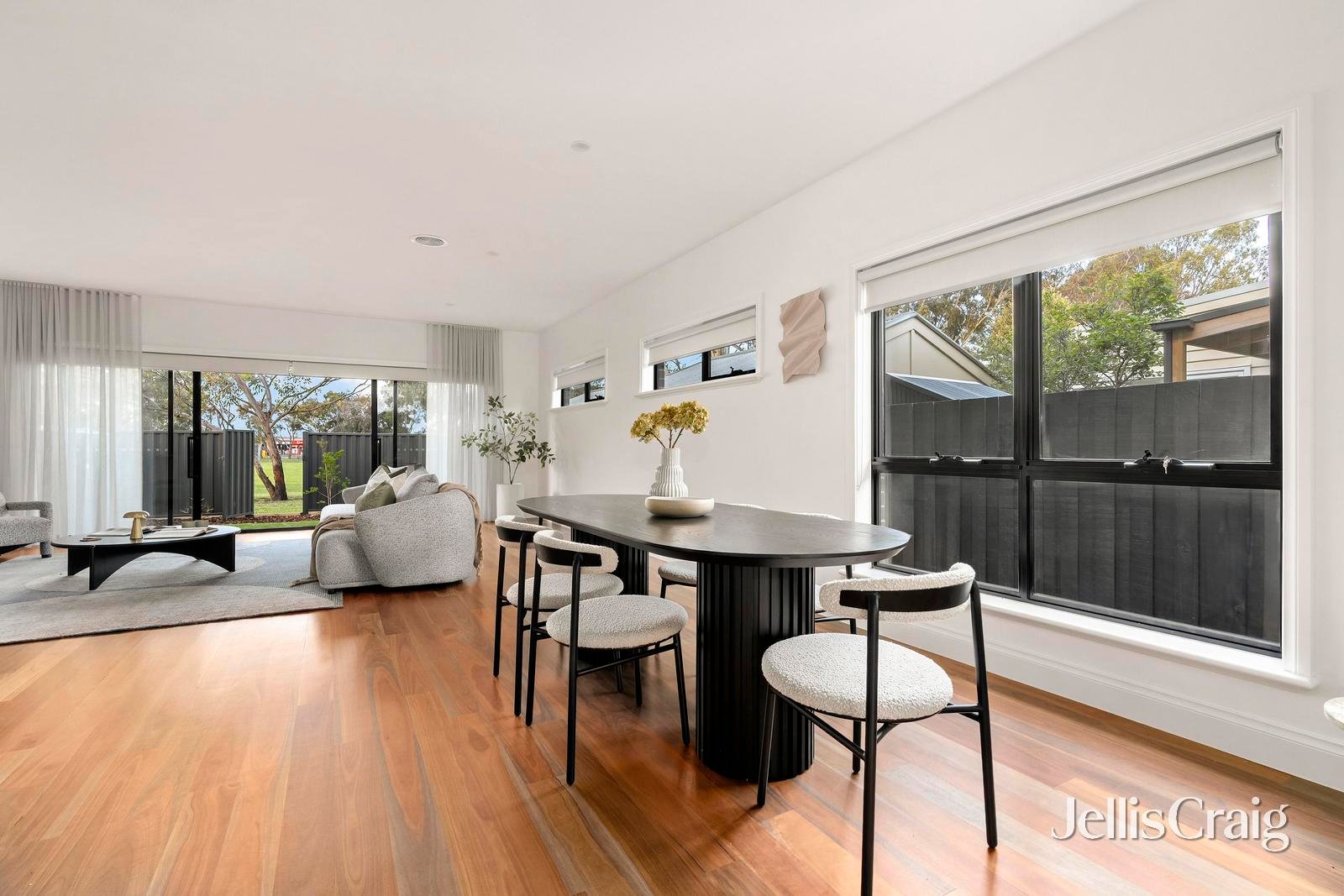 6A Bryan Court, Pascoe Vale image 3
