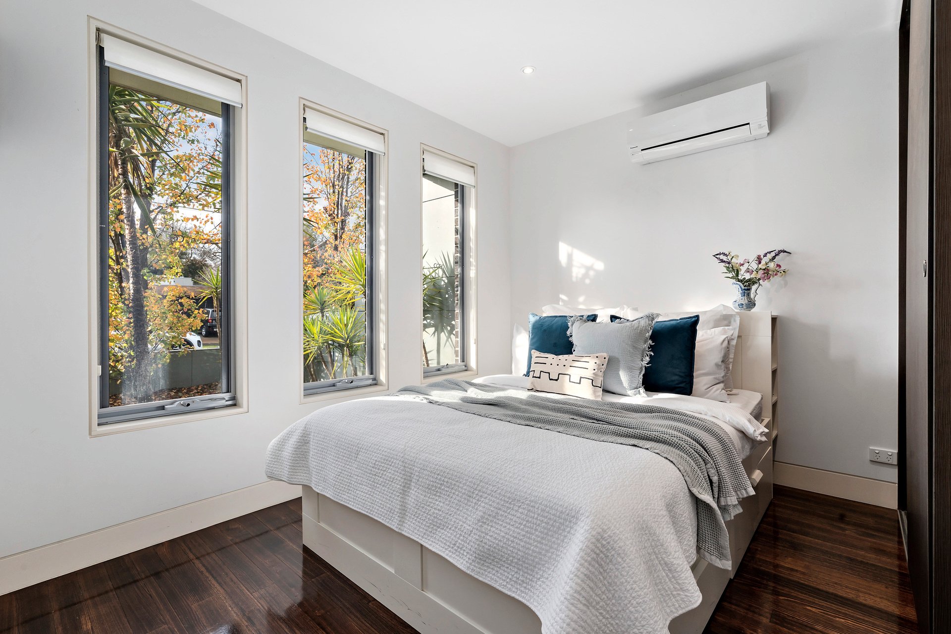 Property Gallery Thumbnail 7