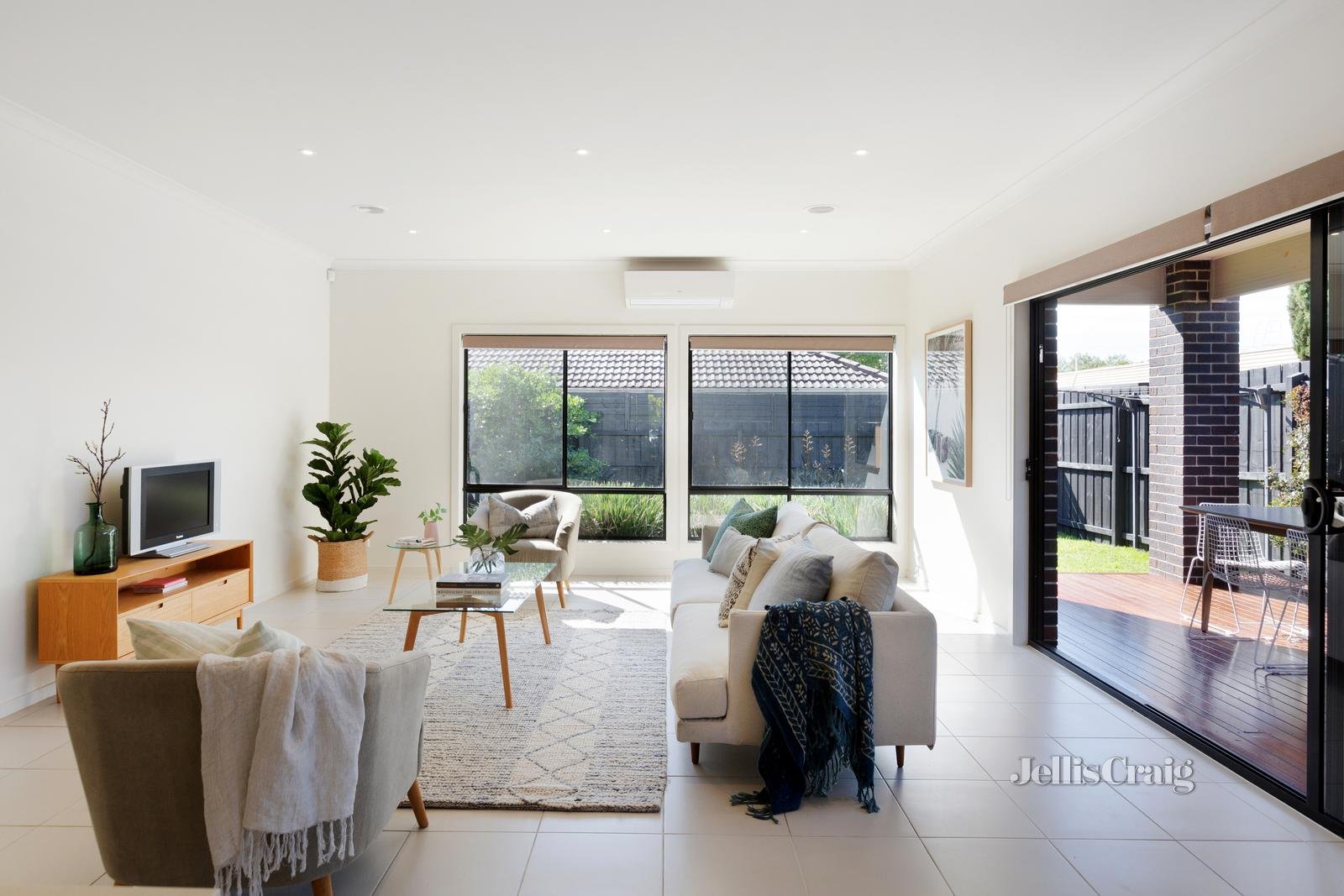 6A Chester Street, Bentleigh East image 2