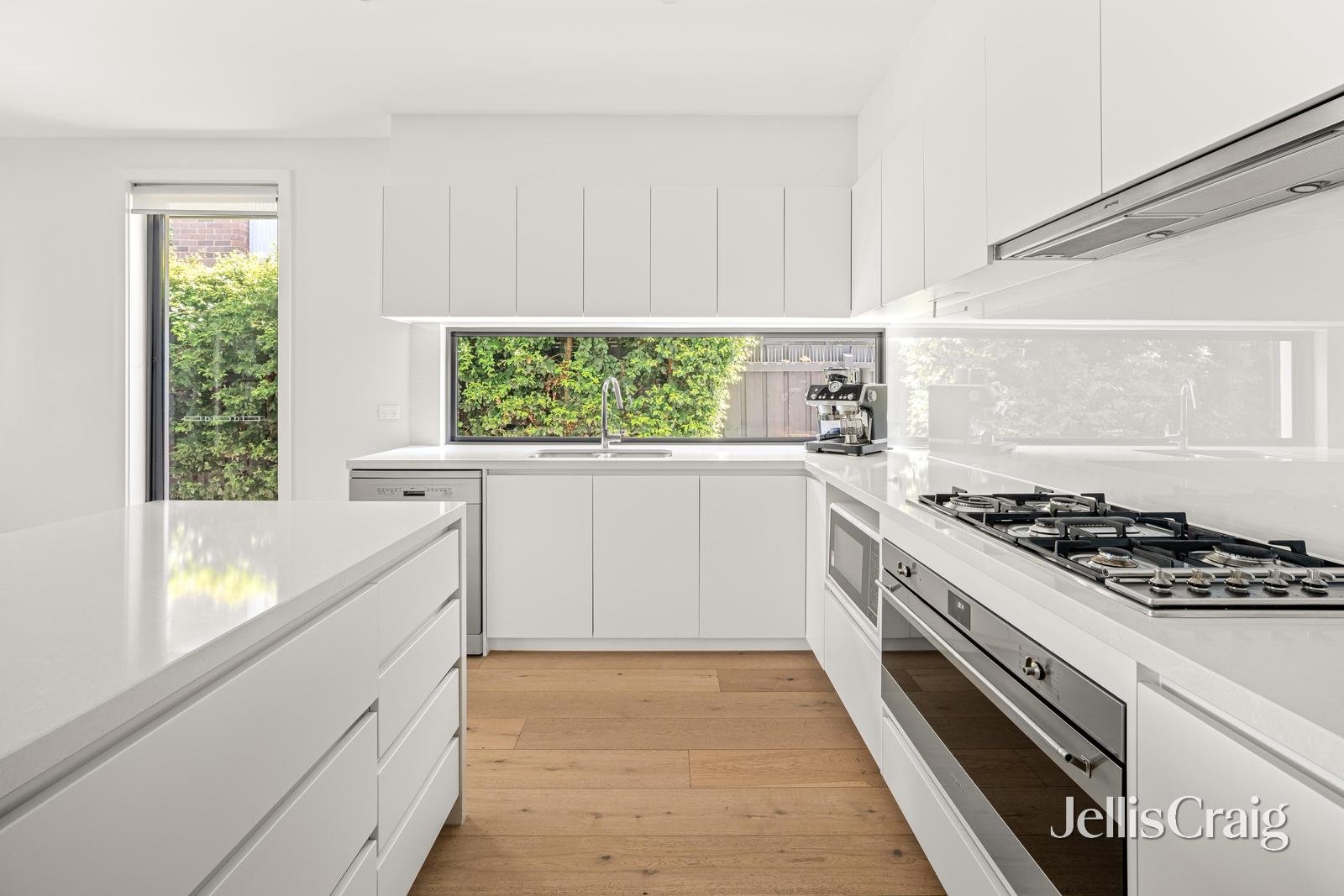 6A Cooma Street, Moorabbin image 4