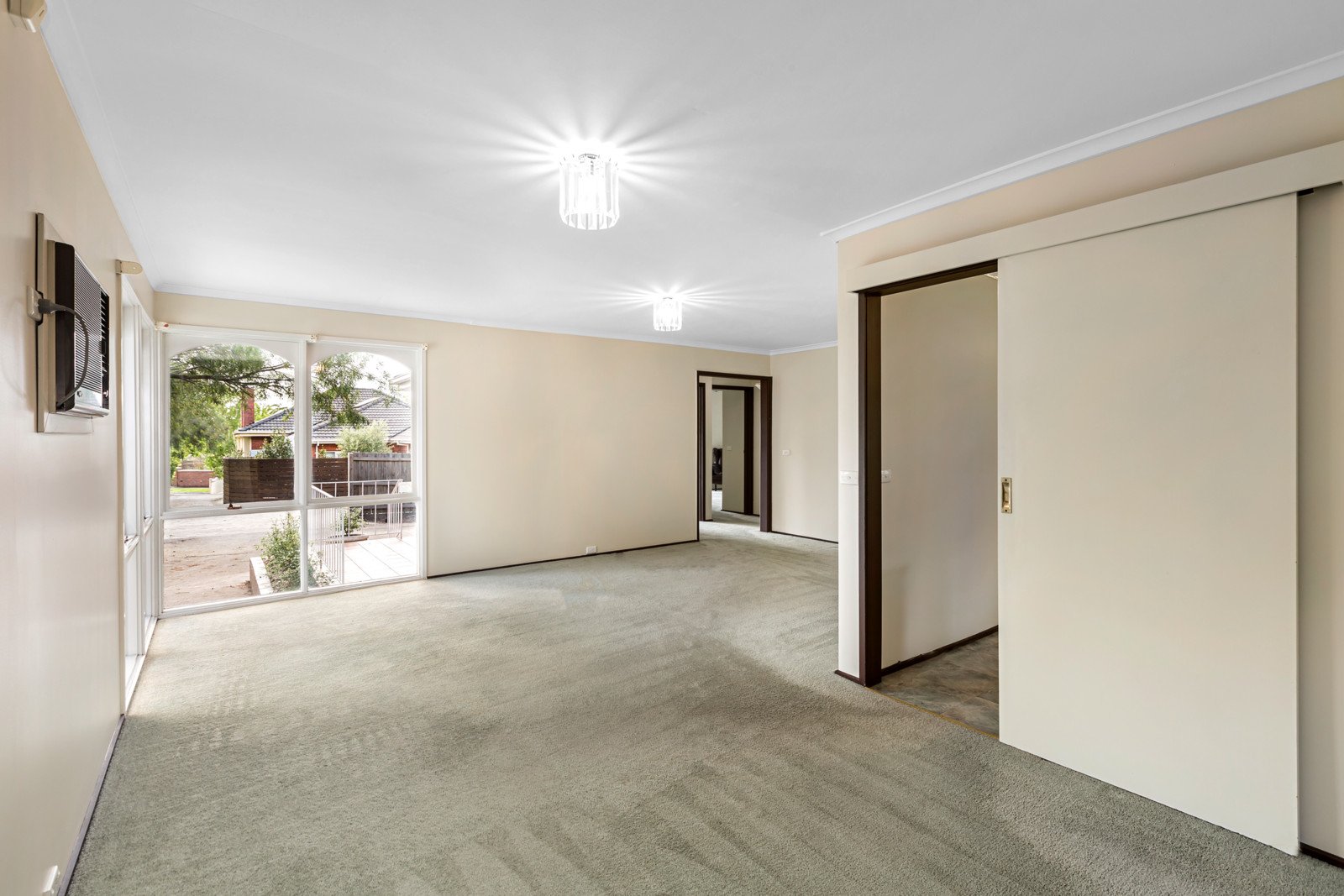 6A Dickens Street, Glen Iris image 2