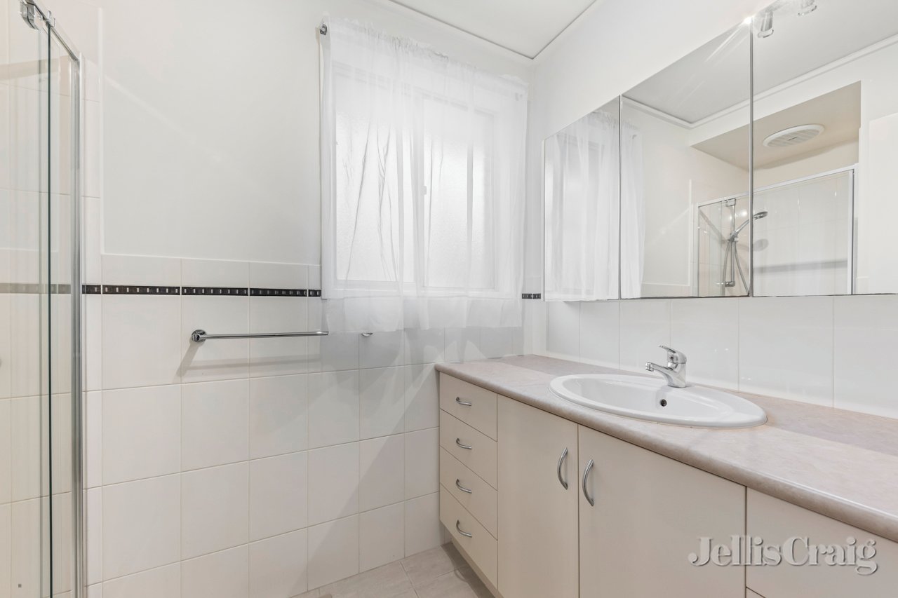 6A Dilkara Avenue, Bundoora image 7